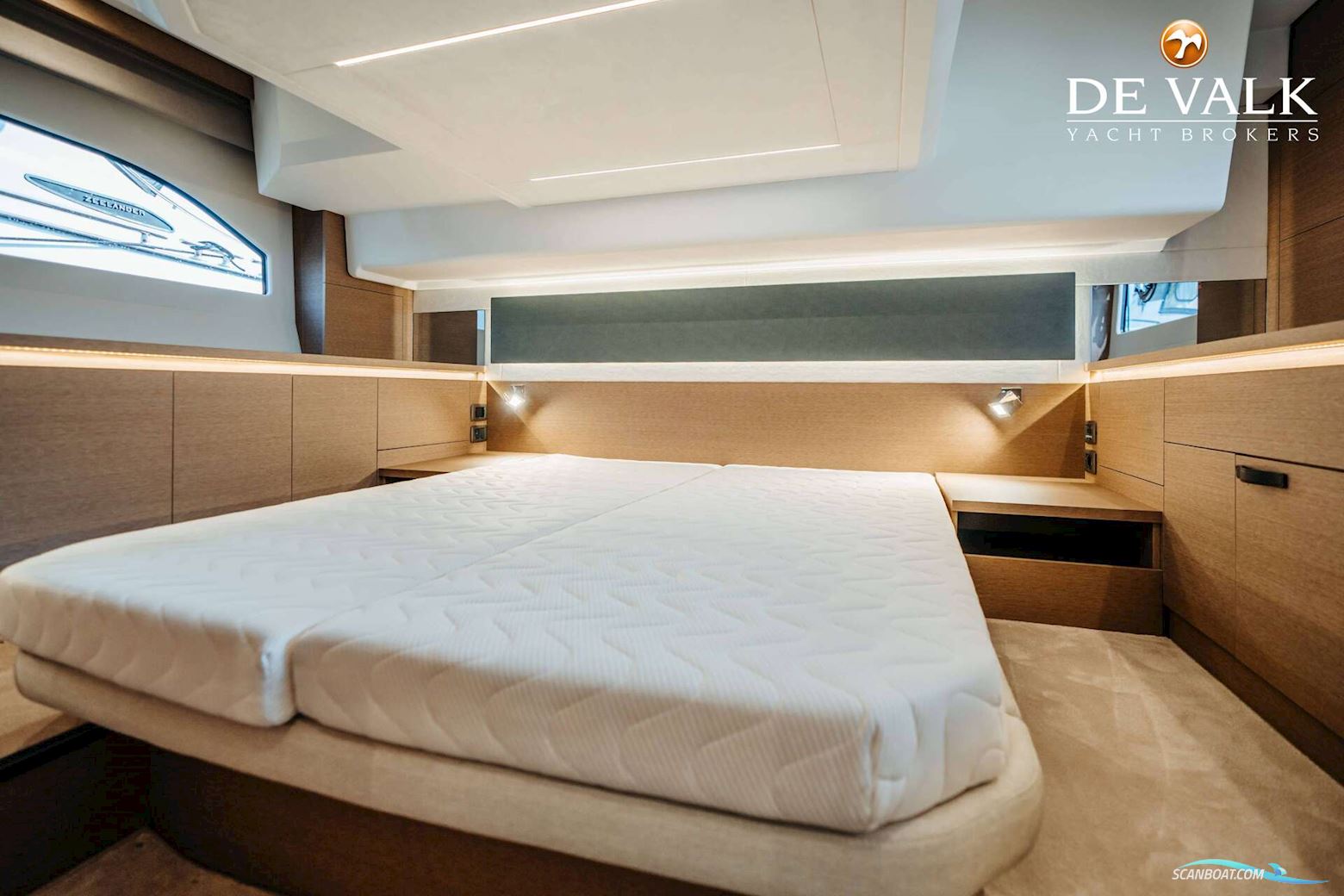 Prestige 420 Flybridge