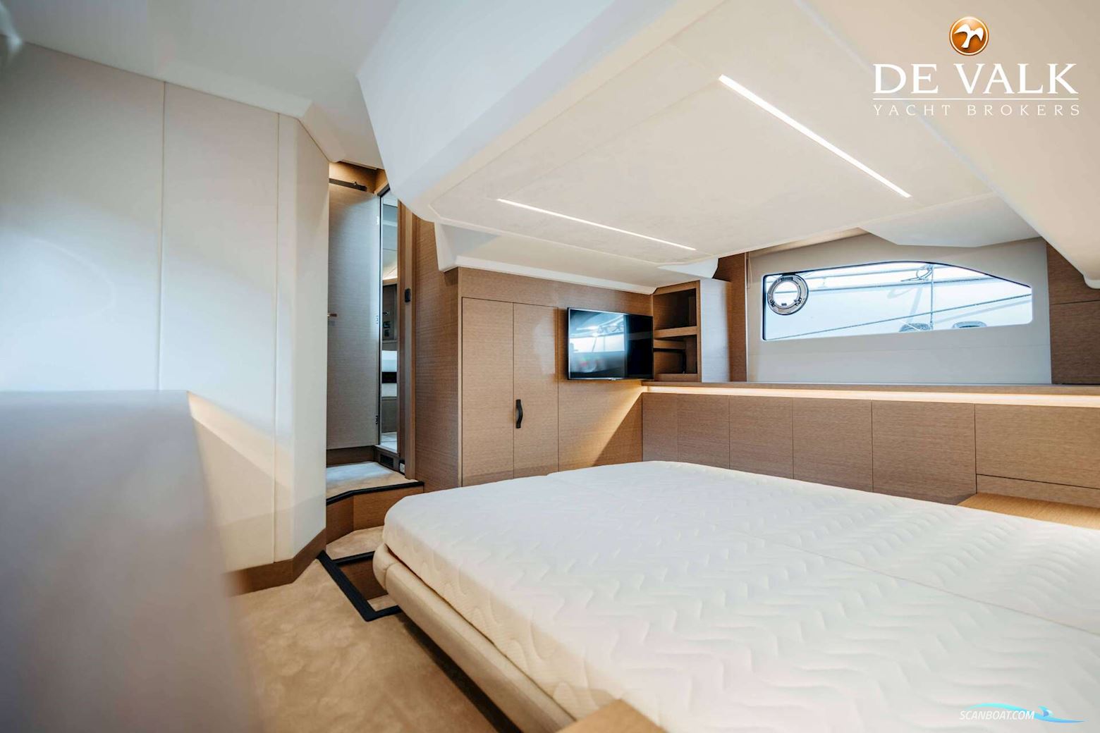 Prestige 420 Flybridge