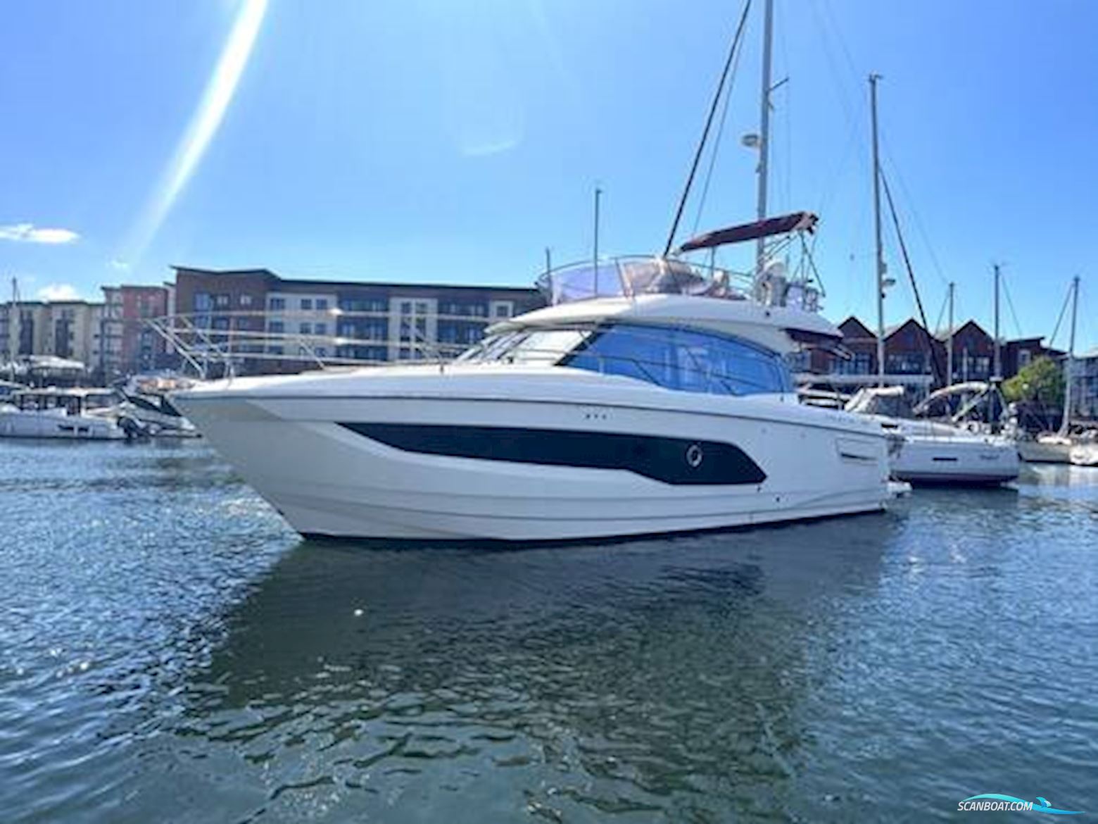 Prestige 420 Motorbåd 2020, med Cummins Qsb 6.7 motor, England