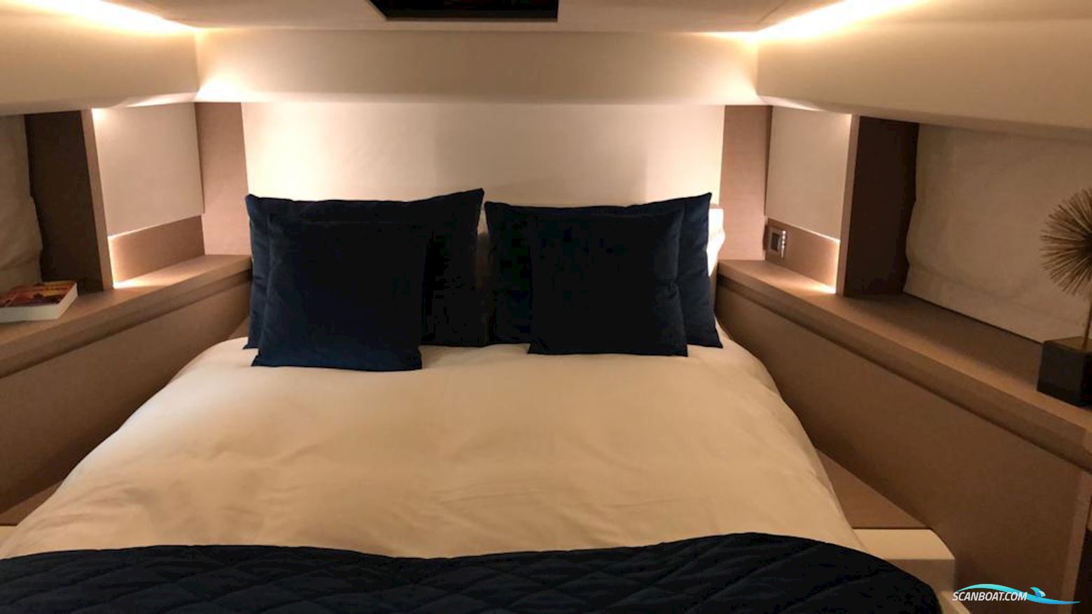 Prestige 460 flybridge #100