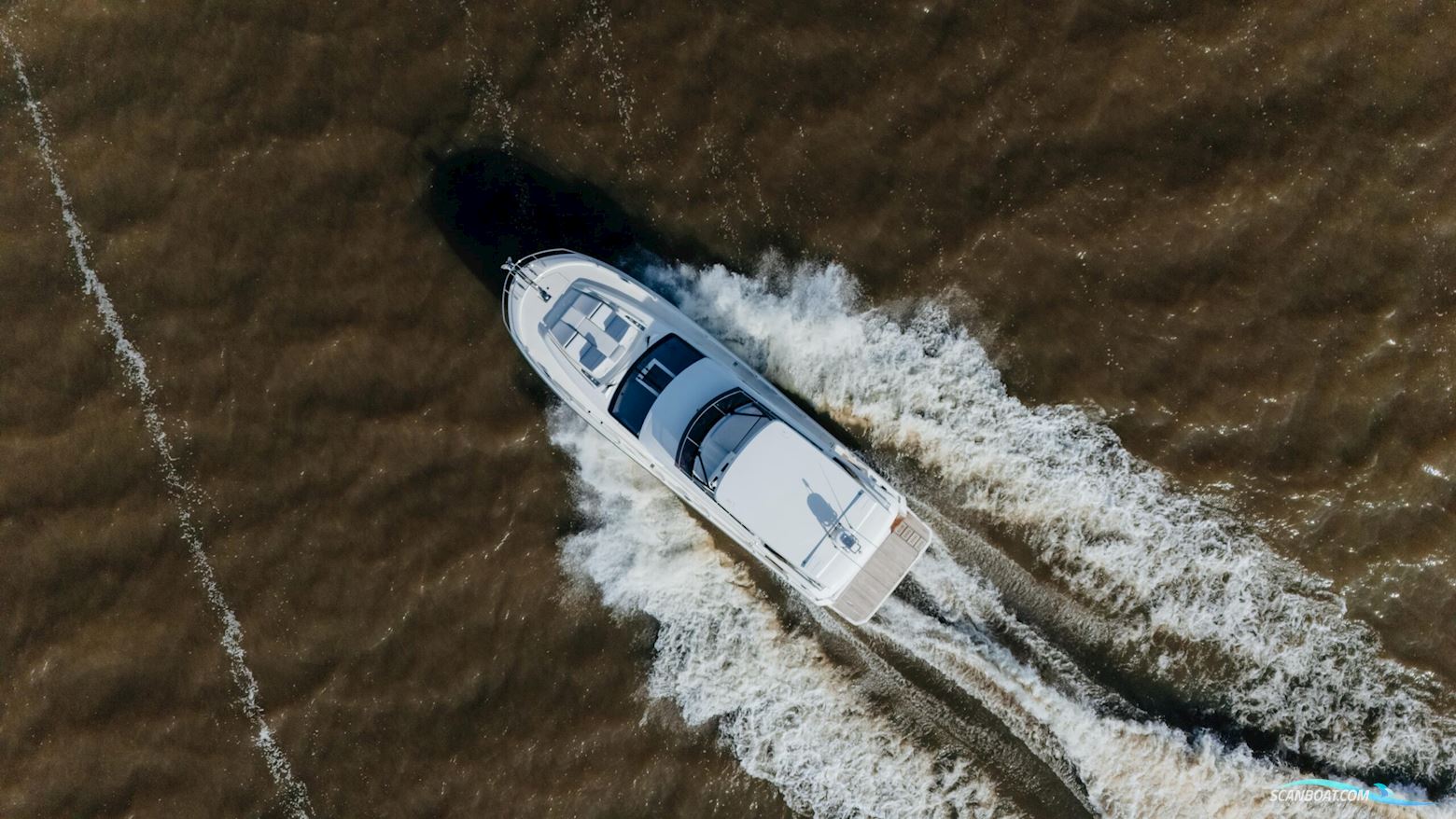 Prestige 520 Flybridge