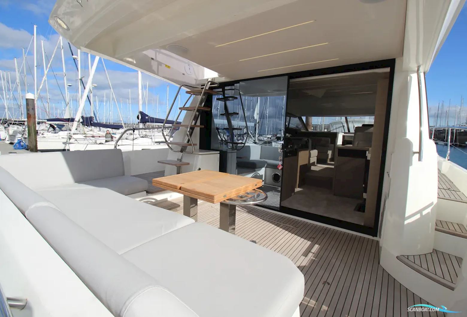 Prestige 520