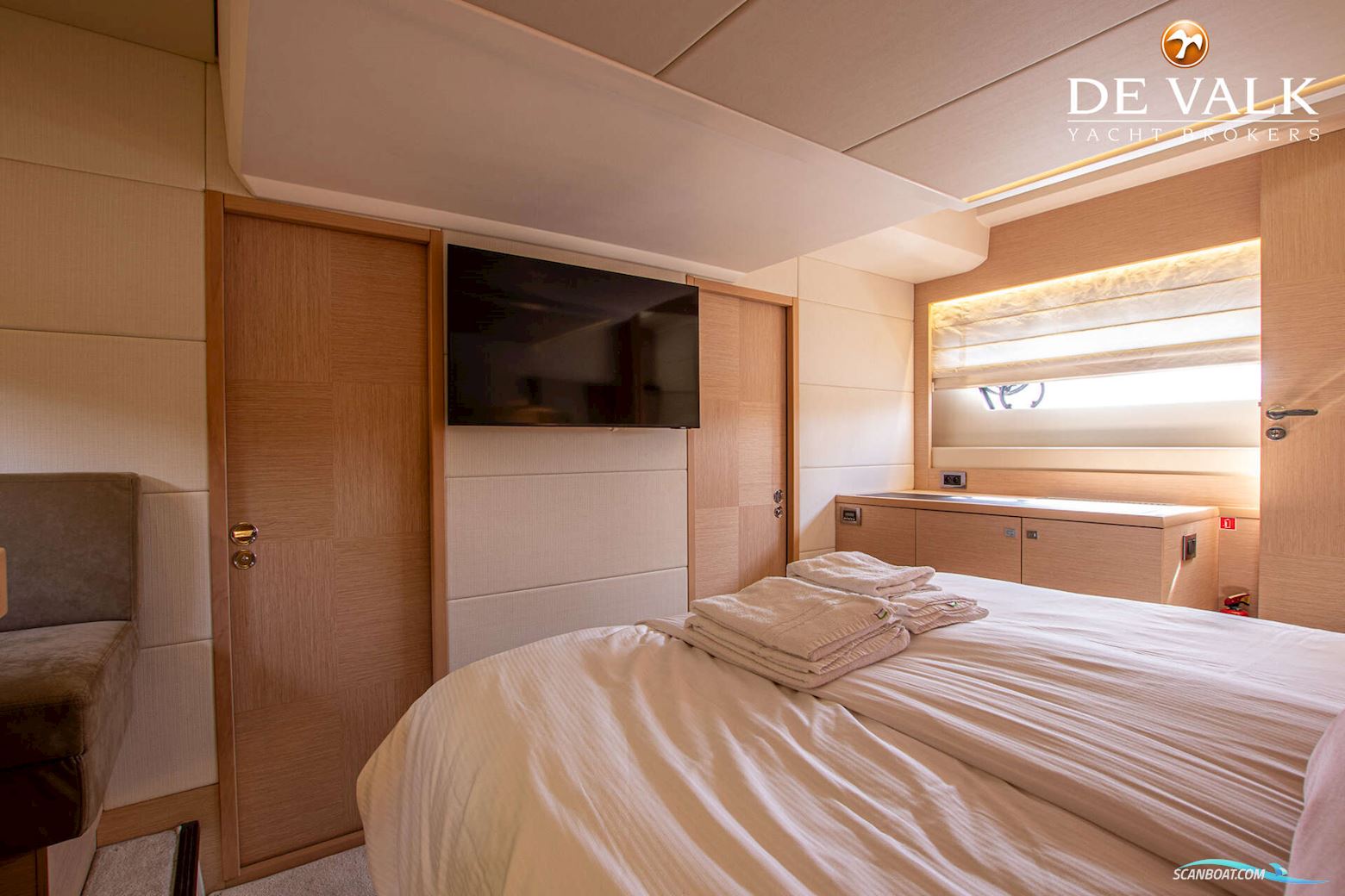 Prestige 550 Flybridge