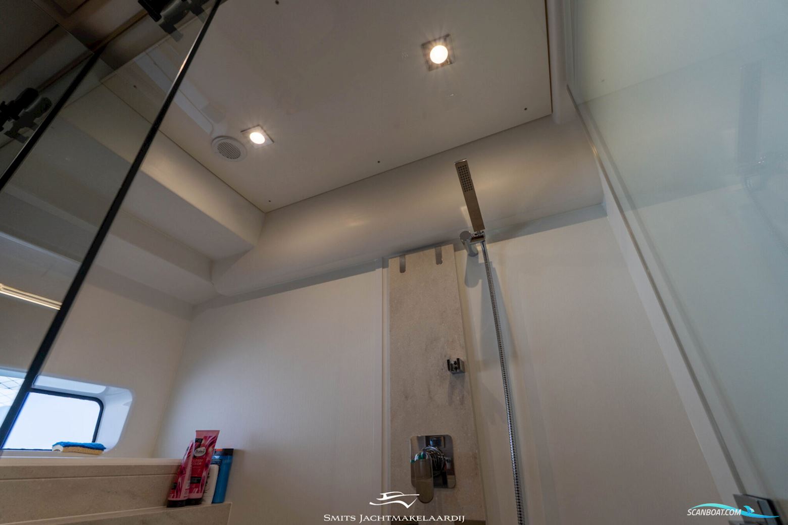 Prestige 590 Flybridge