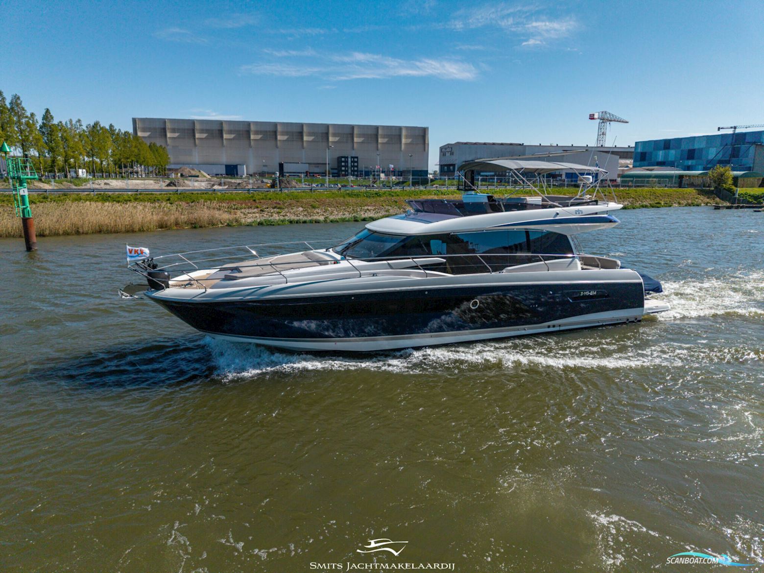 Prestige 590 Flybridge