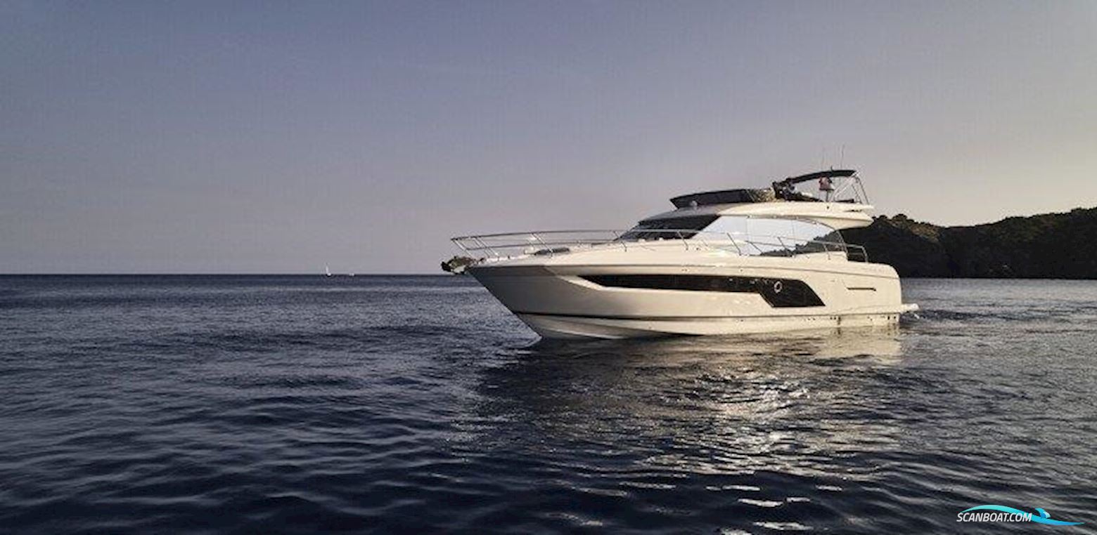 Prestige 590 Motorbåd 2019, med Cummins motor, Spanien
