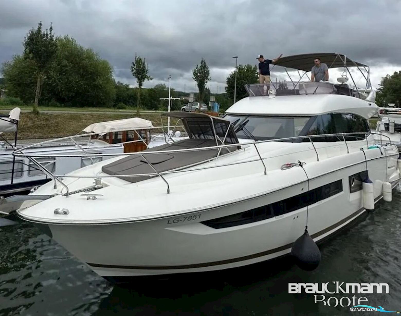 Prestige Yachts 500 Fly Motorbåd 2017, med Volvo Penta motor, Luxembourg