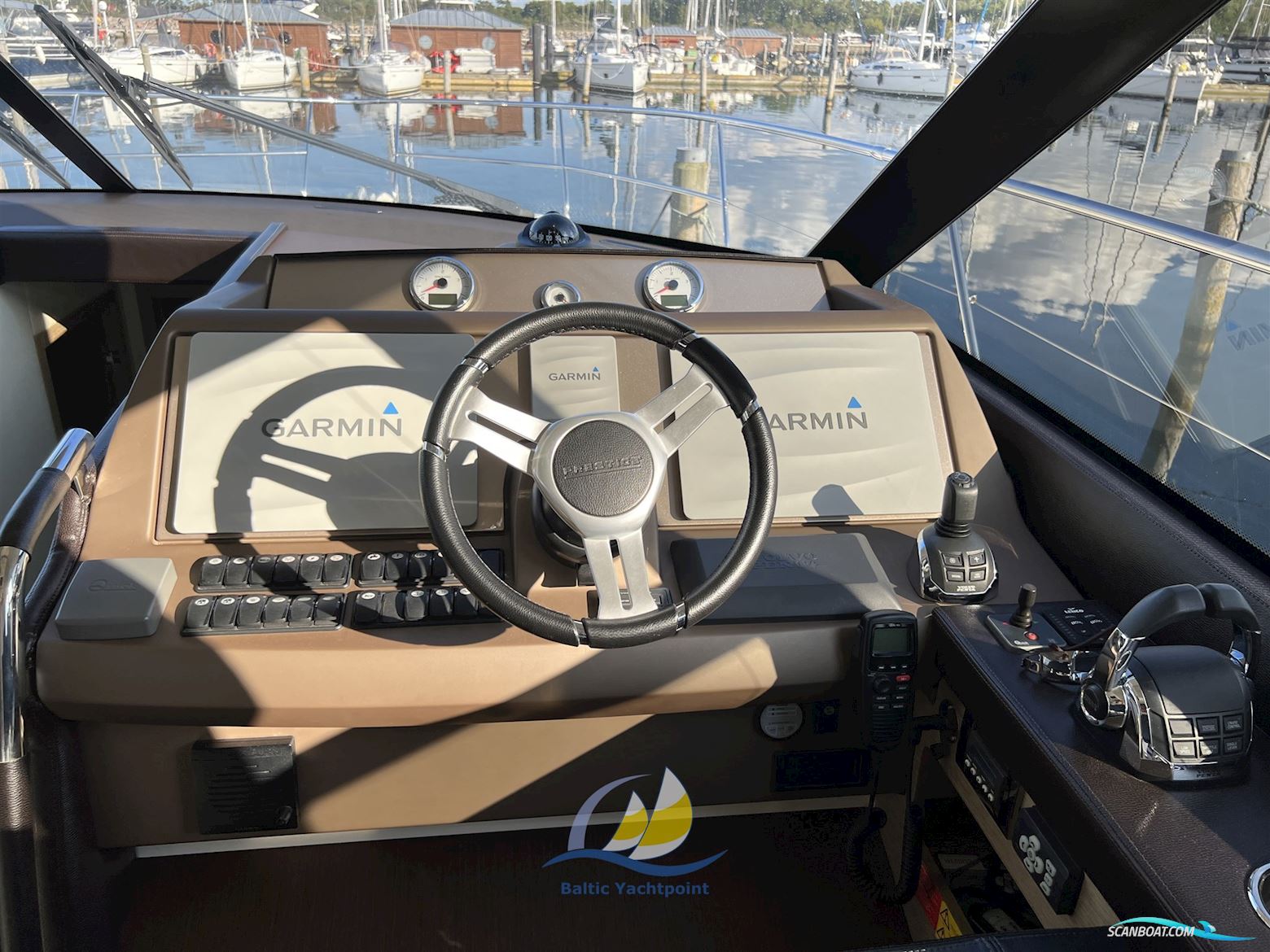 Prestige Yachts Prestige 500 Fly Top