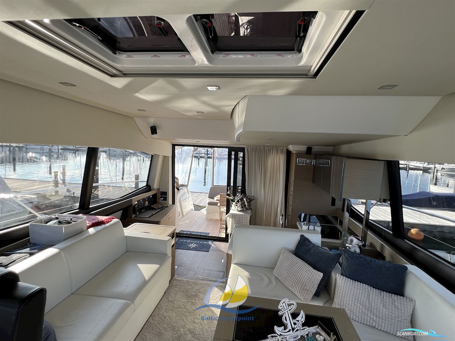 Prestige Yachts Prestige 500 Fly Top