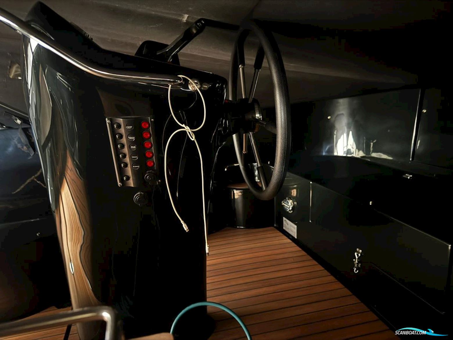 Primeur  710 Tender met Boegschroef