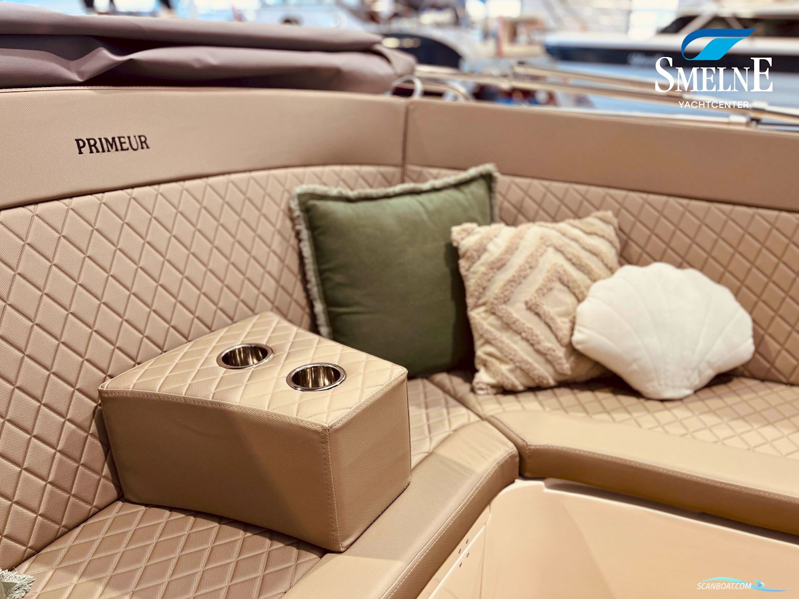 Primeur 700 Lounge