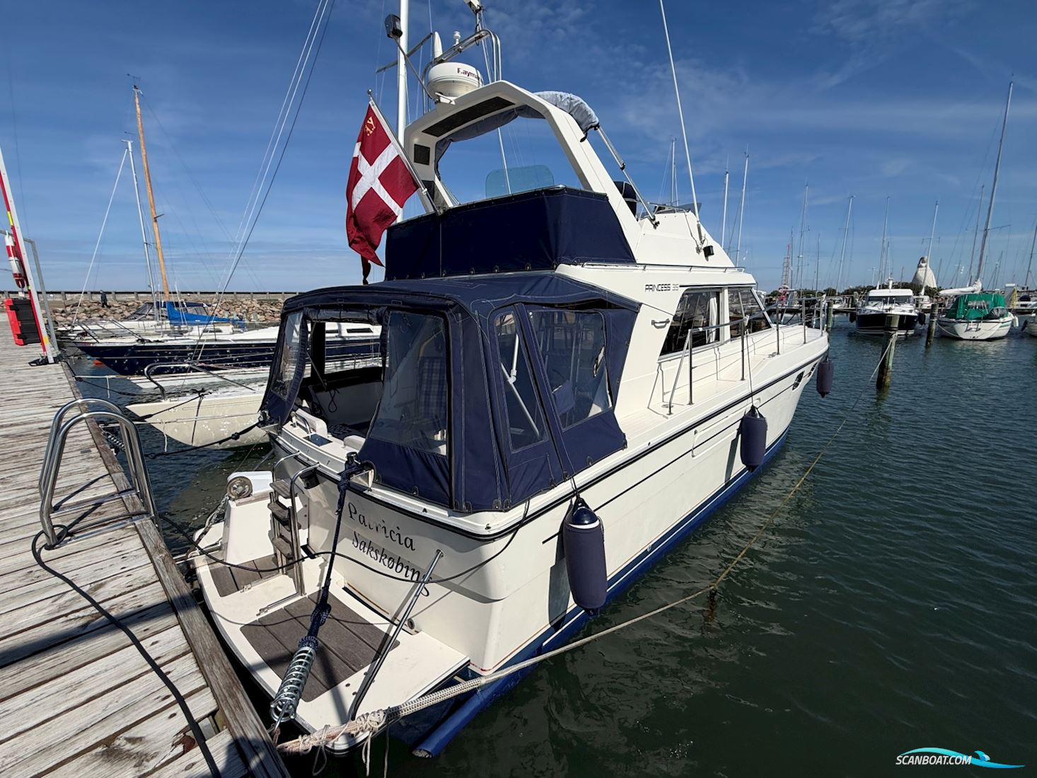 Princess 35