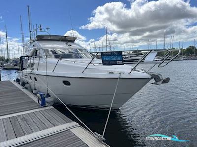 Princess 38 Motorbåd 2000, med Volvo Penta Tamd63P motor, England