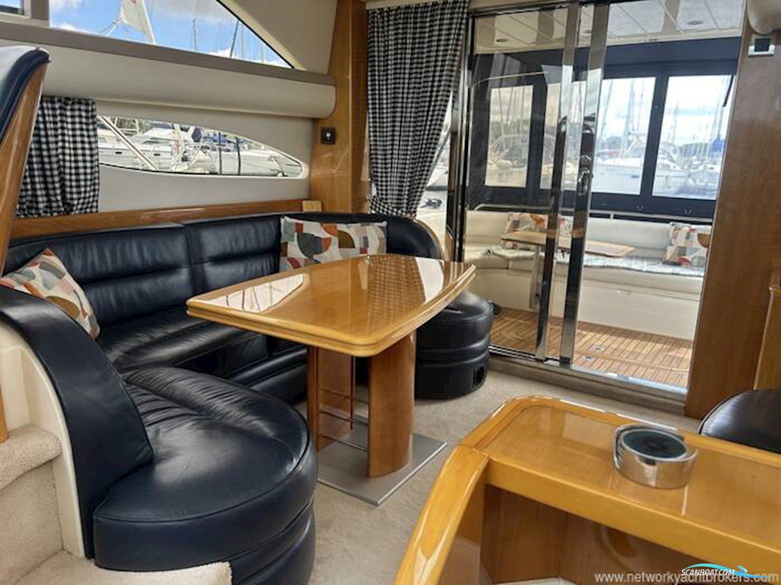 Princess 38