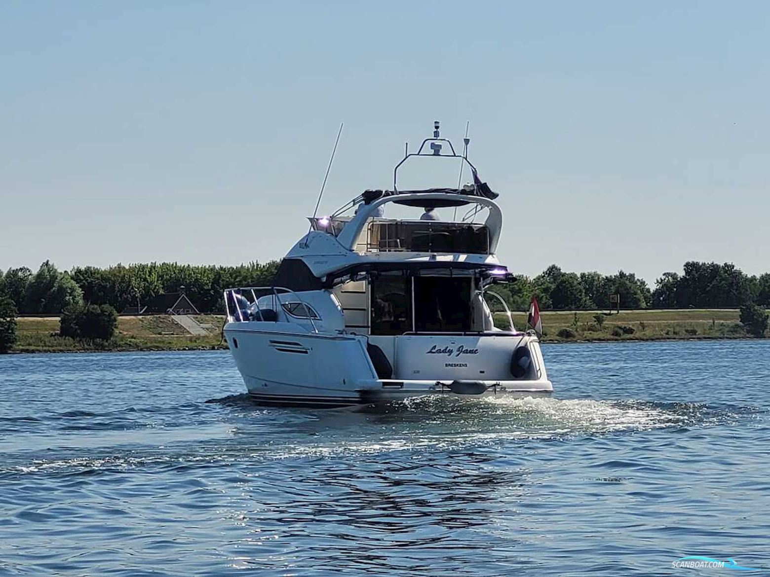 PRINCESS 38