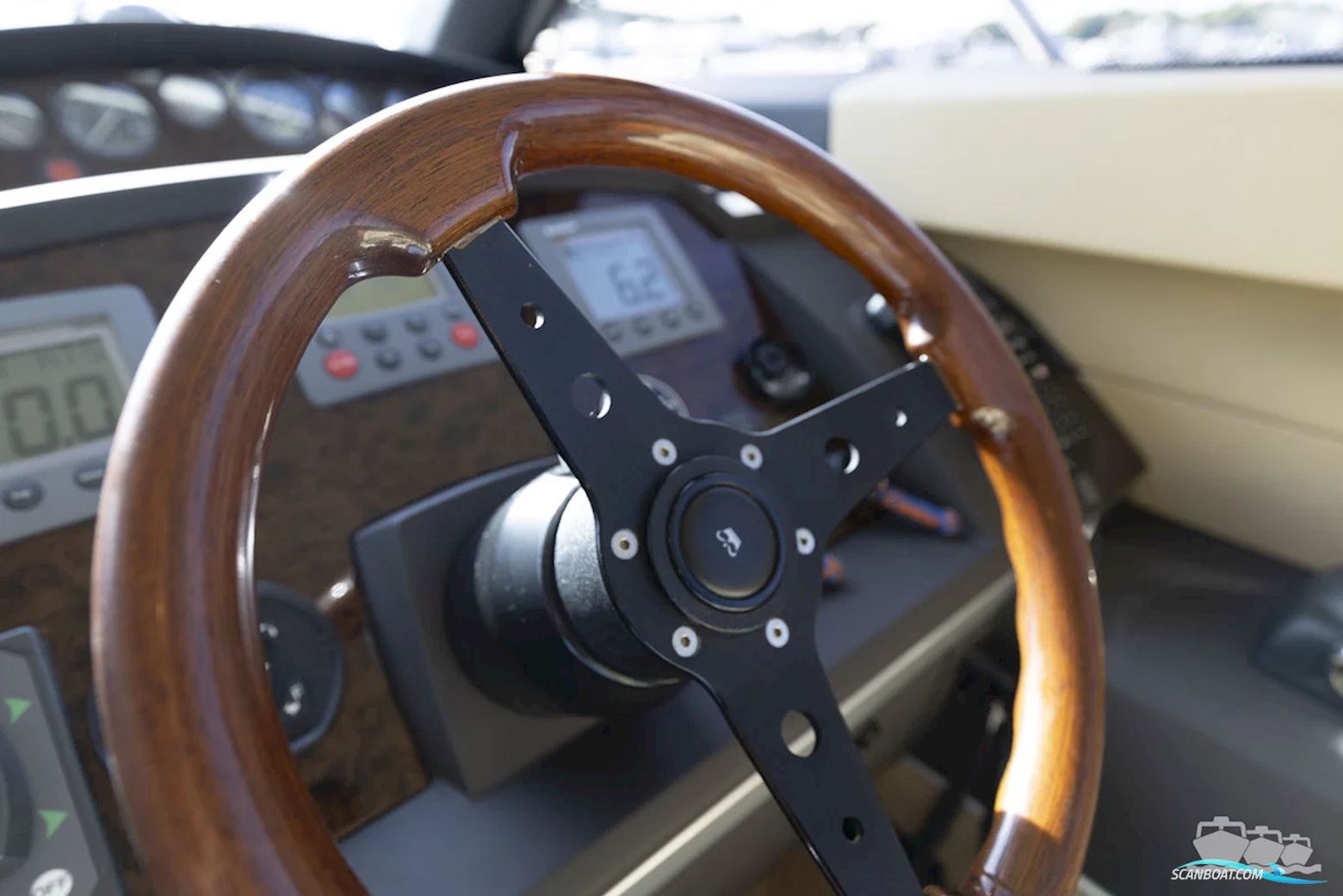 PRINCESS 42 FLY
