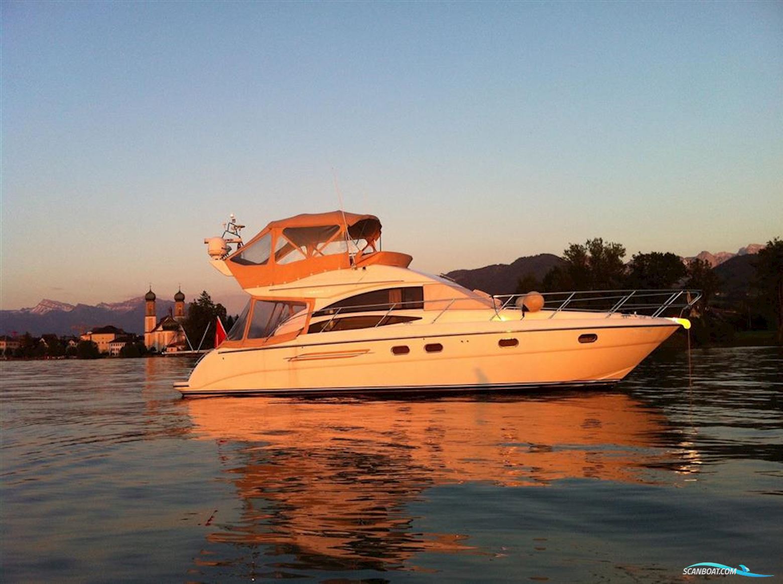 Princess 42 Flybridge Motorbåd 2006, med 2 x Volvo Tamd 75P motor, Schweiz