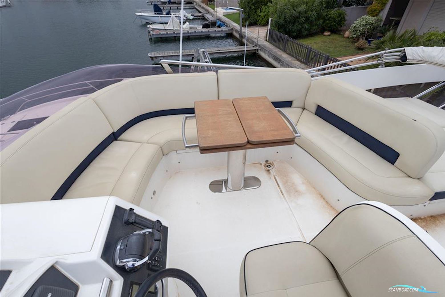 Princess 42 Flybridge