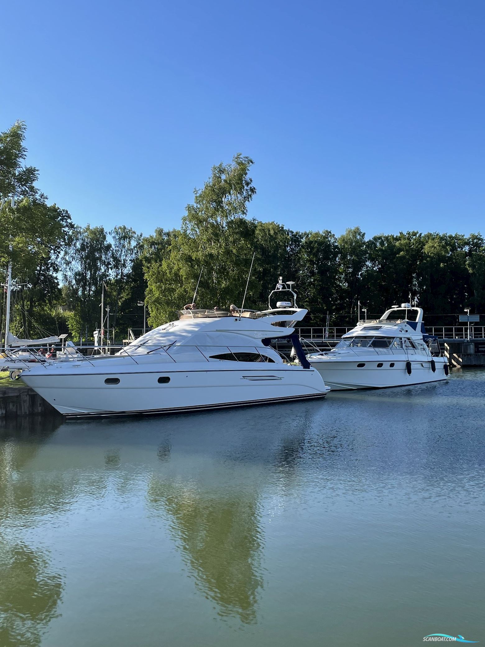 Princess 42 Flybridge