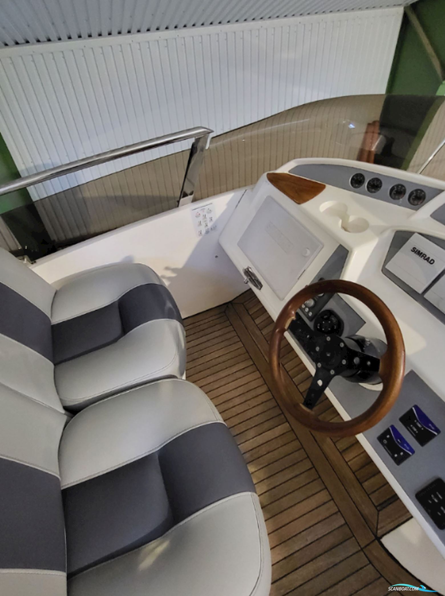 Princess 42 Flybridge