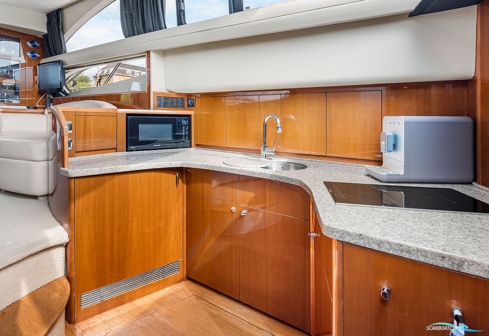 Princess 42 Flybridge