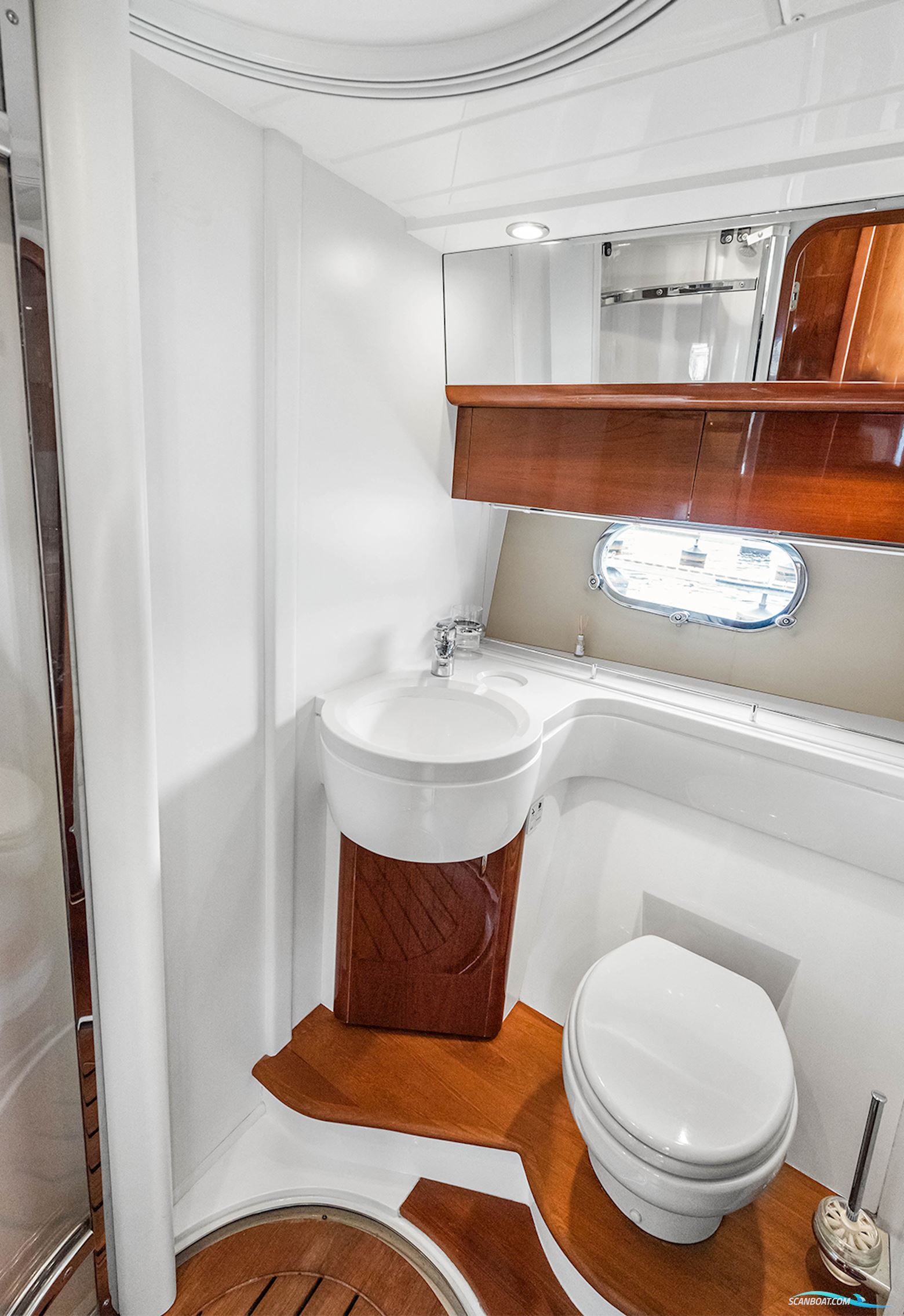 Princess 42 Flybridge