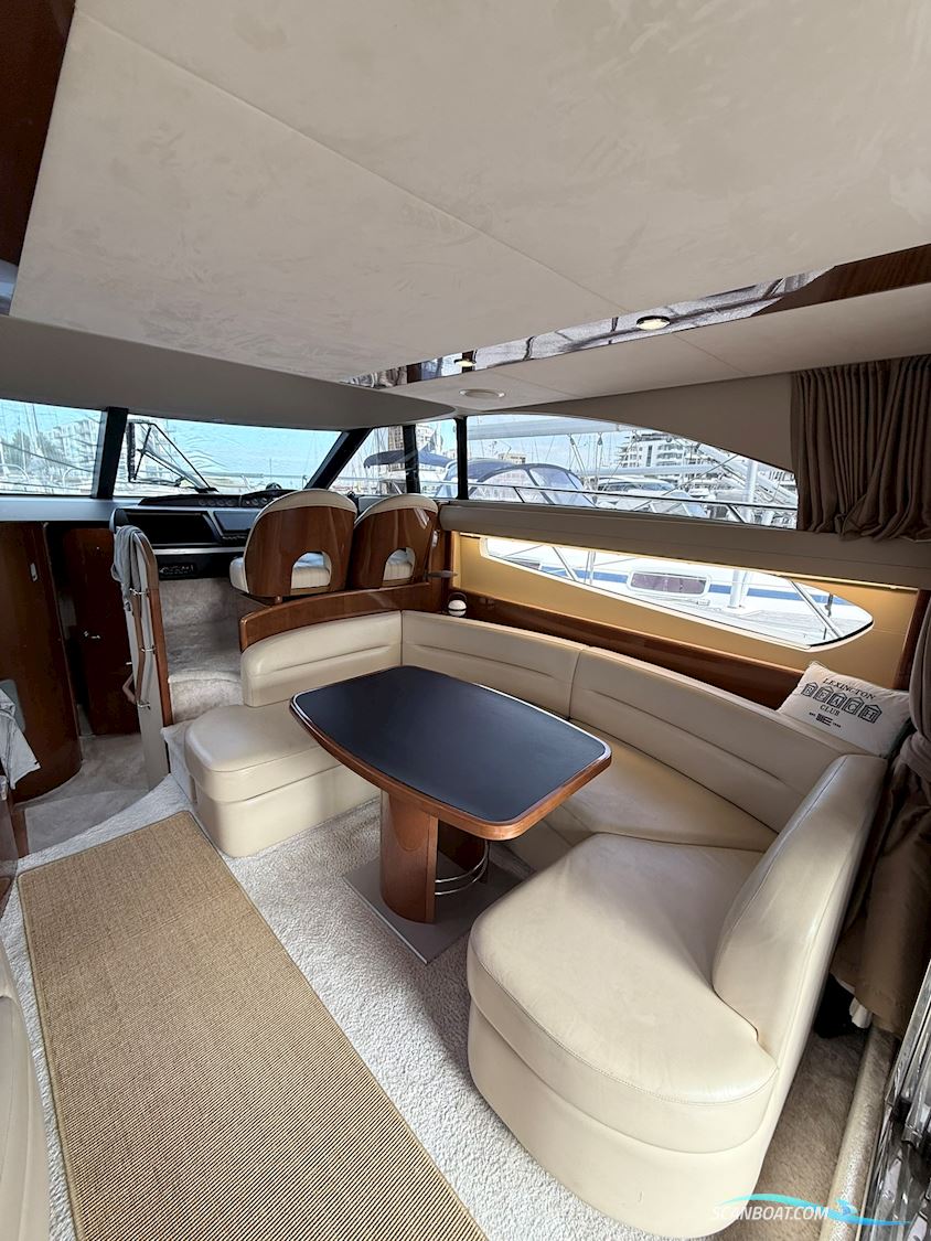Princess 42 flybridge
