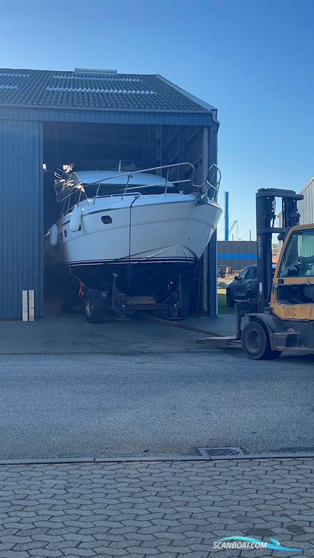 Princess 42 flybridge