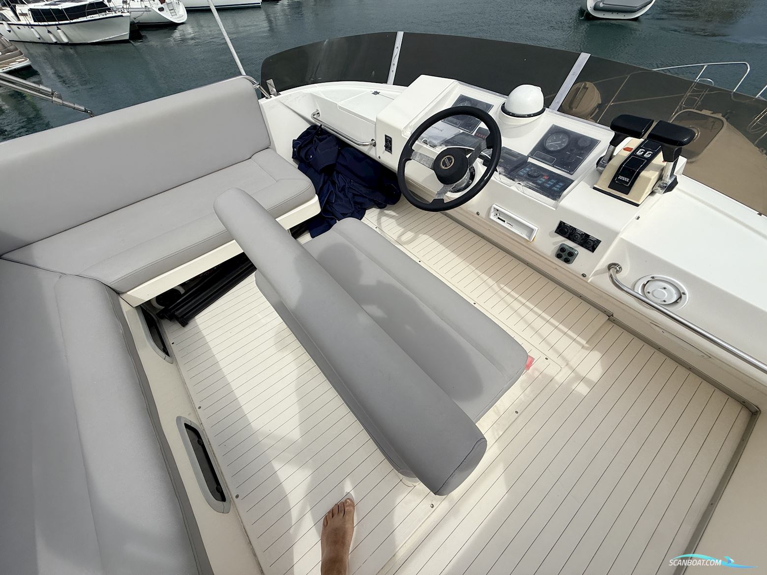 Princess 435