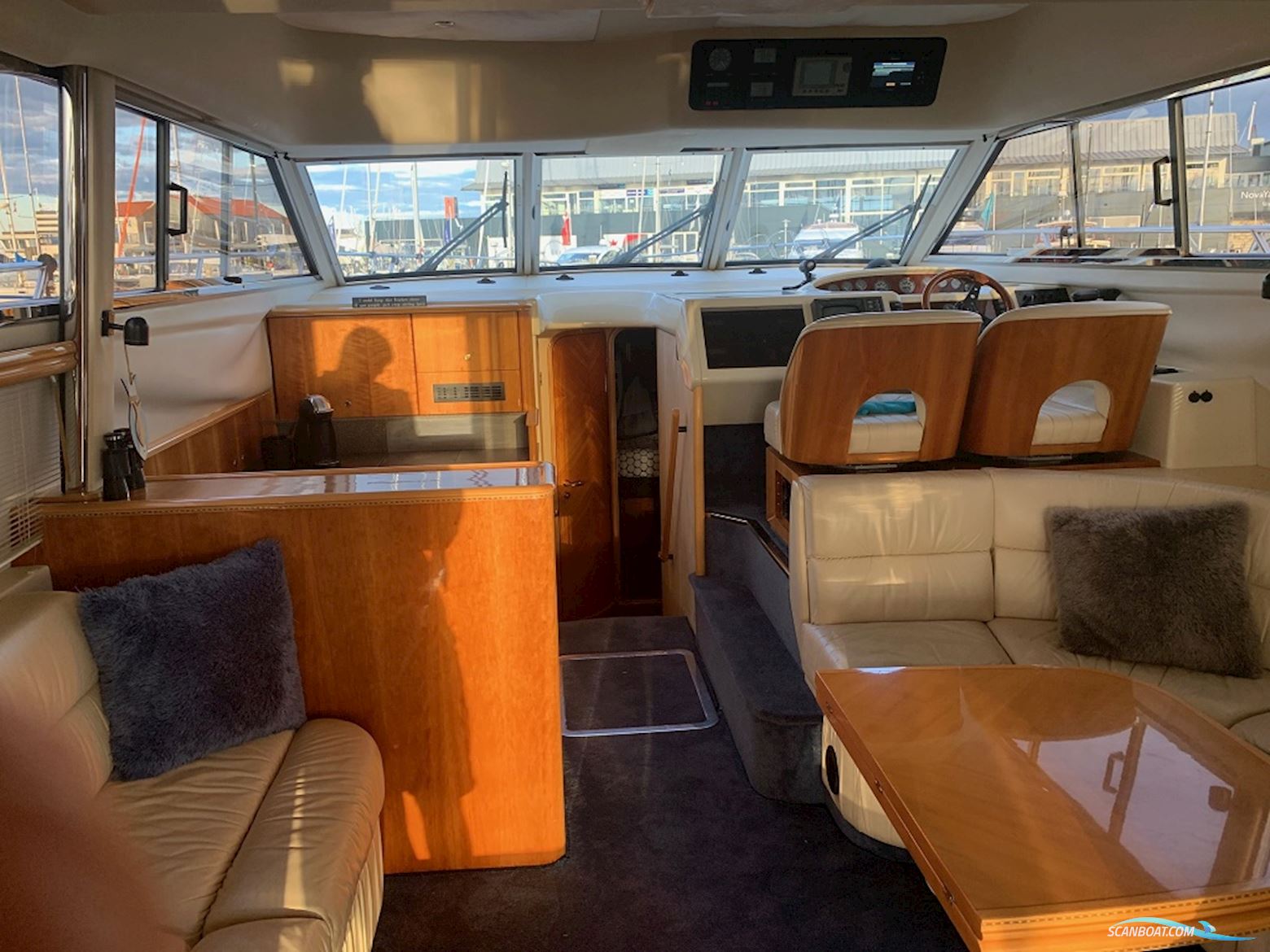 PRINCESS 440 FLY