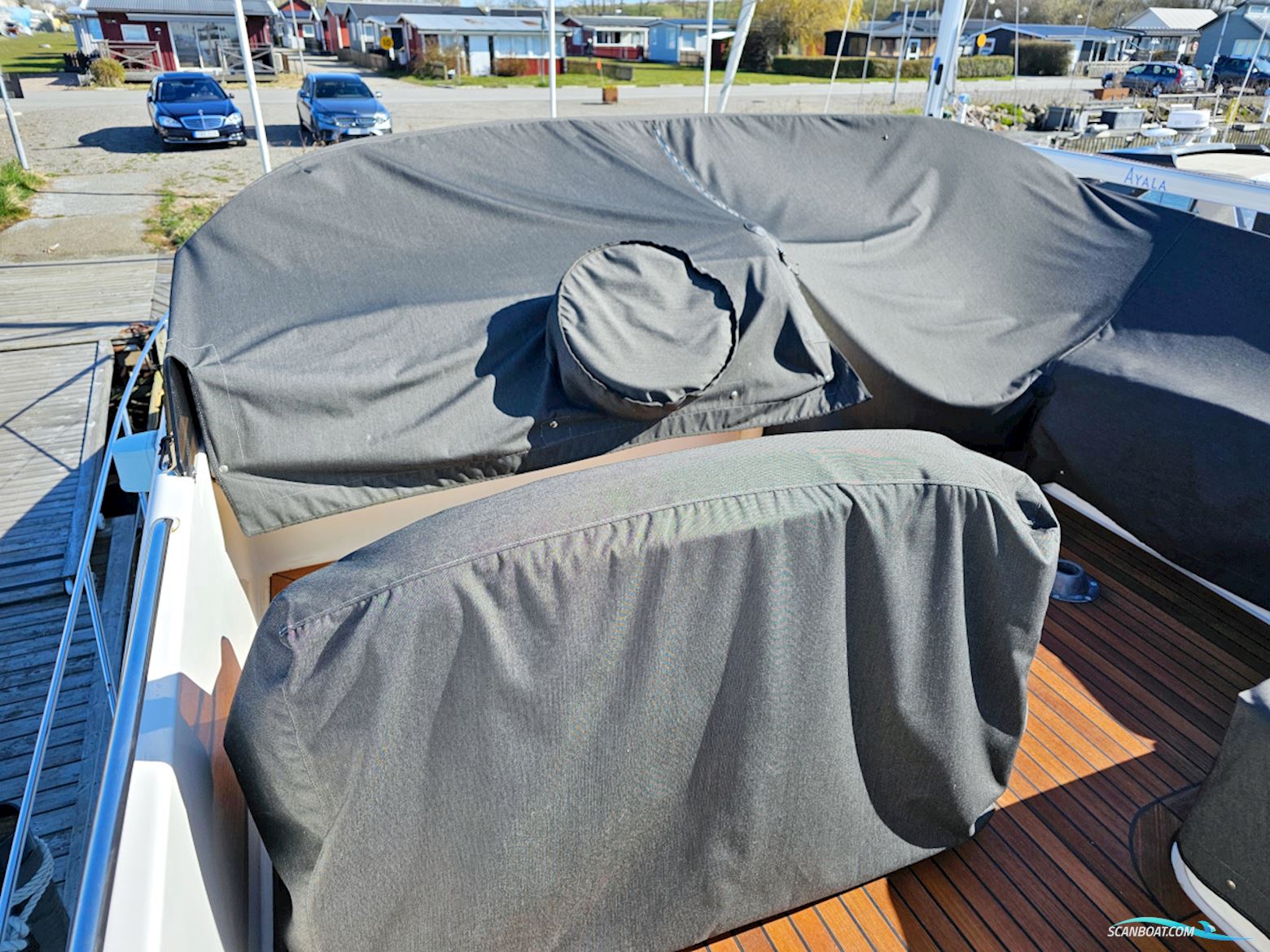 Princess 440 flybridge