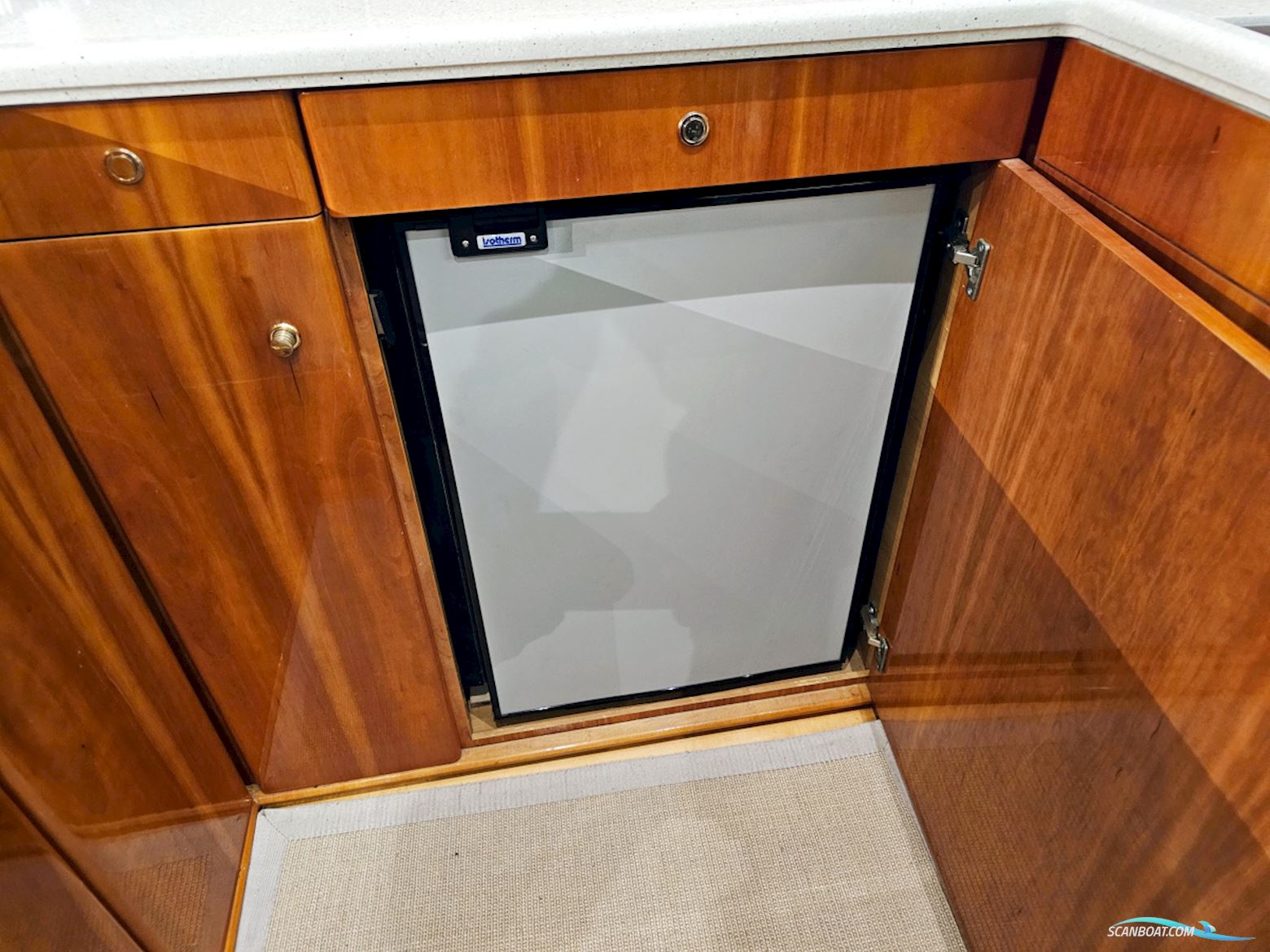 Princess 440 flybridge