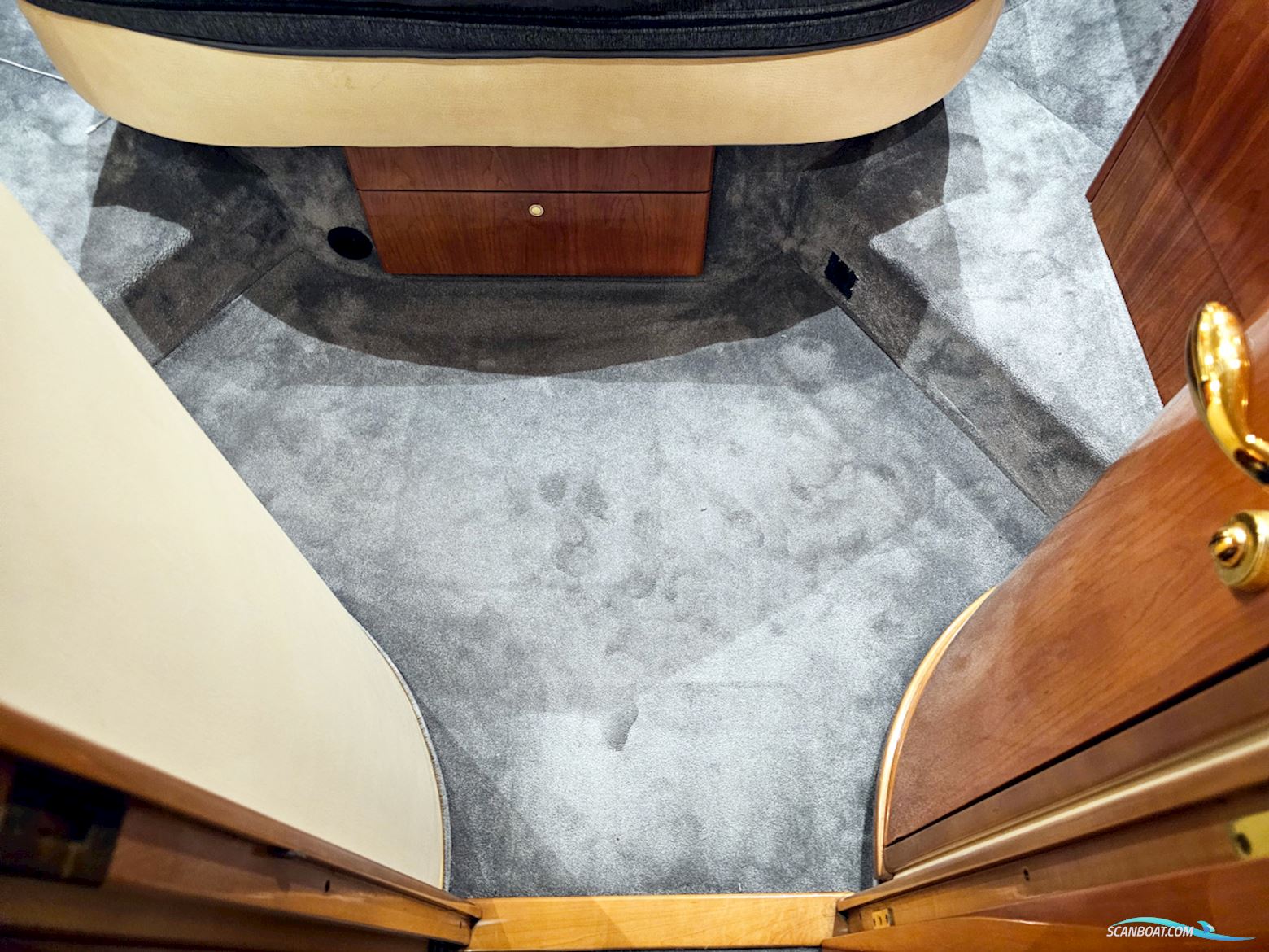 Princess 440 flybridge