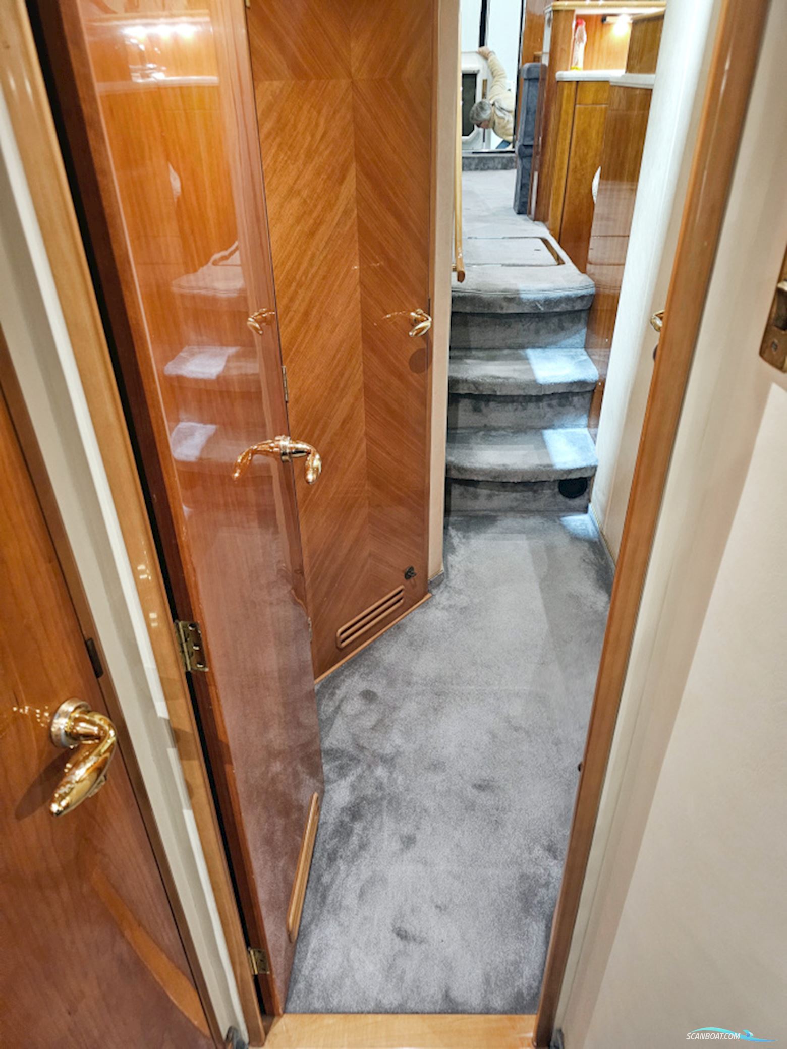 Princess 440 flybridge