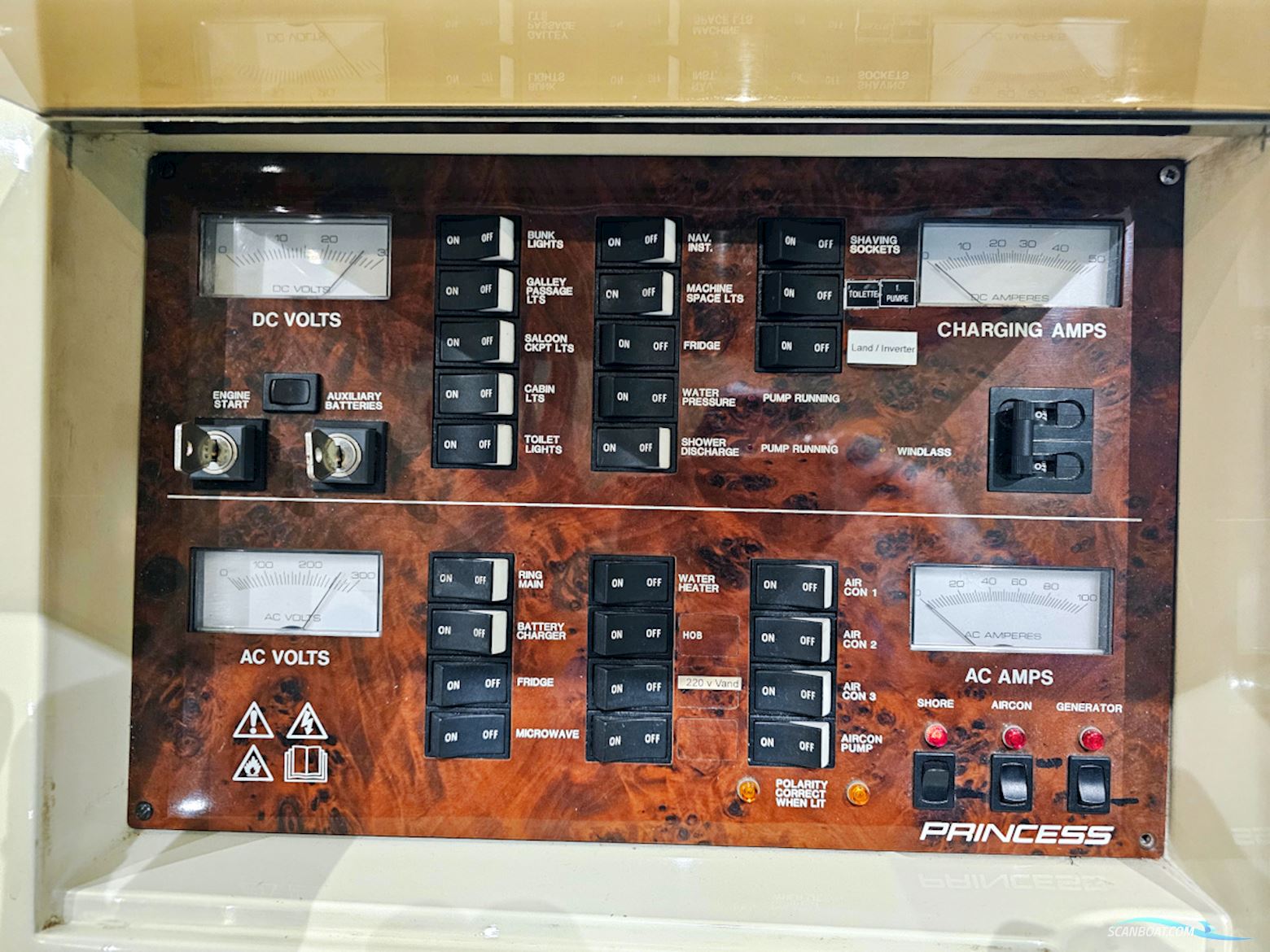 Princess 440 flybridge