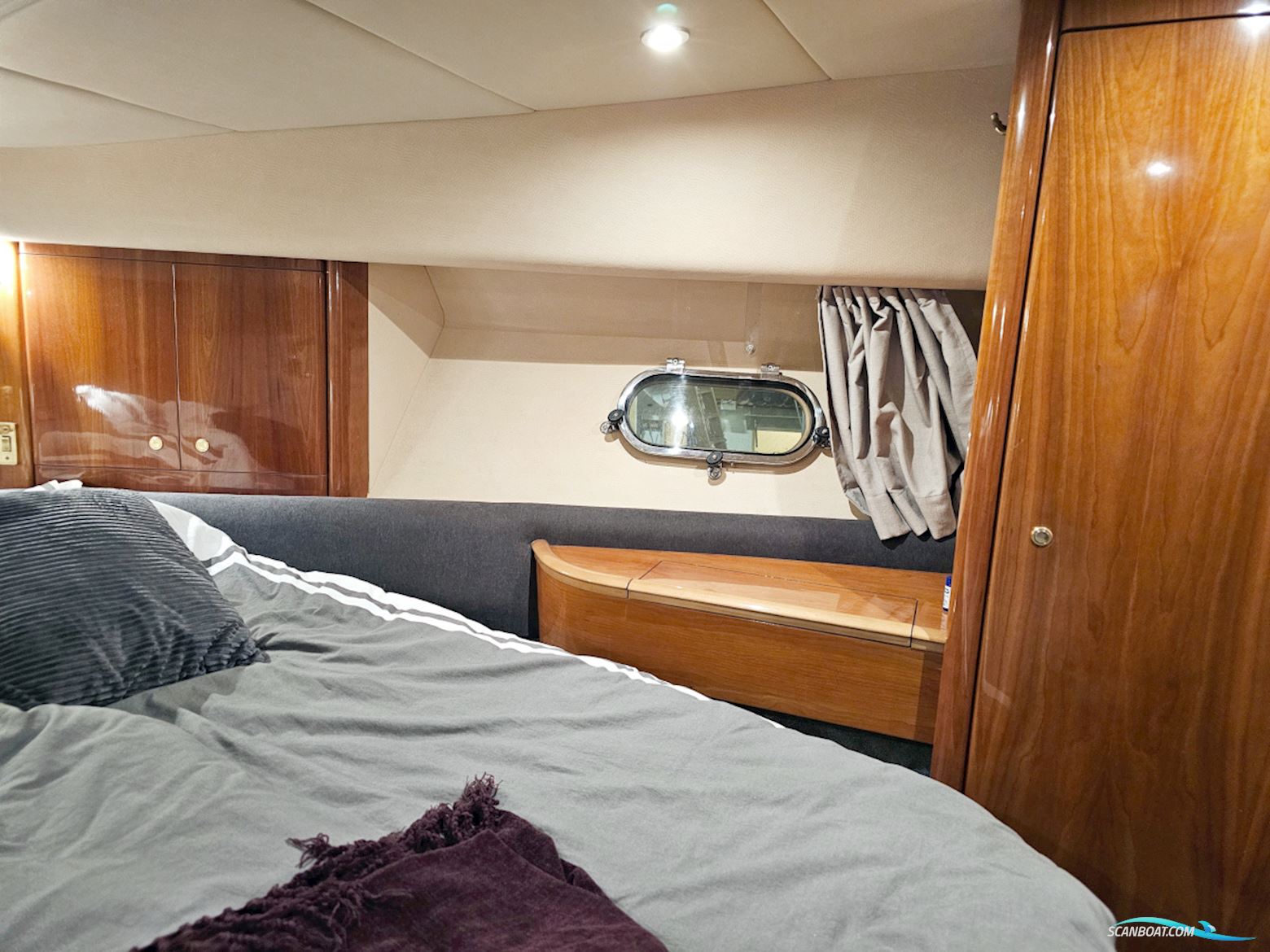 Princess 440 flybridge