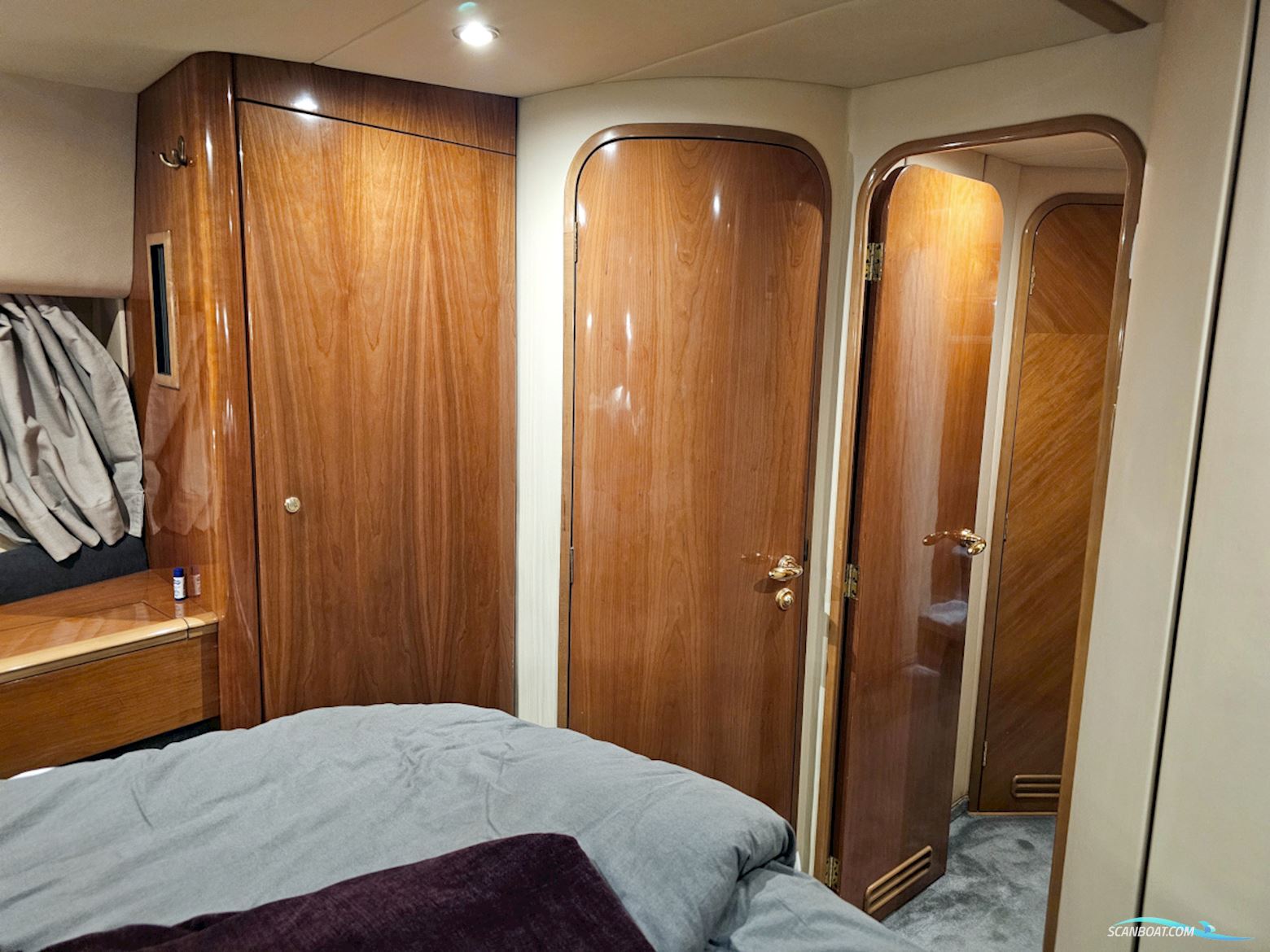 Princess 440 flybridge