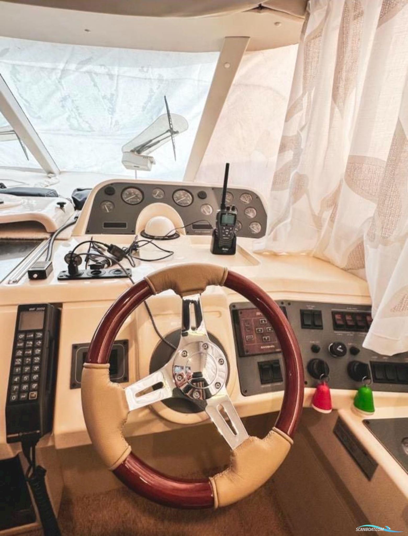 Princess 48 Flybridge