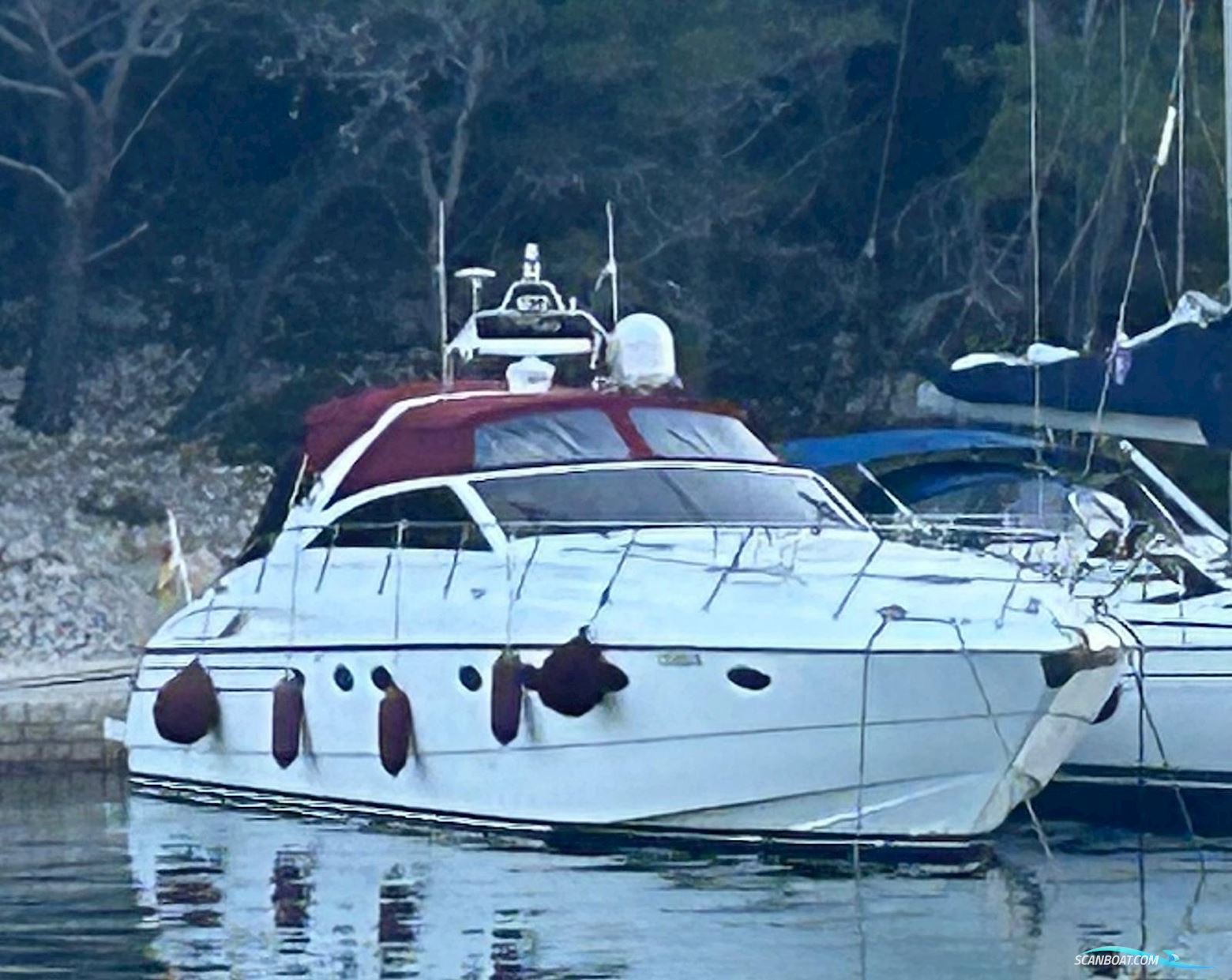 Princess 52 V Motorbåd 1998, med VOLVO PENTA TAMD 122 motor, Kroatien