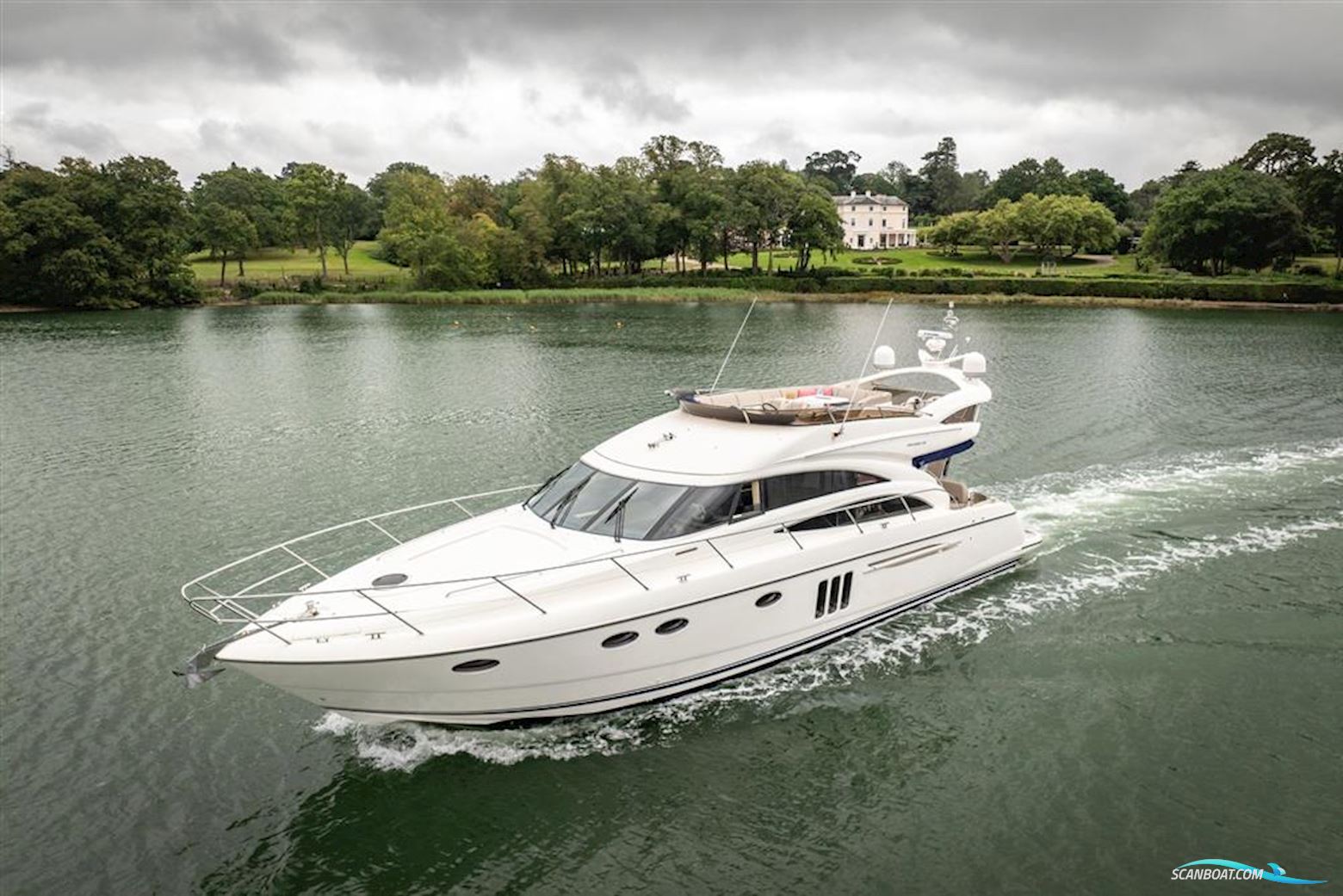 Princess 58 Motorbåd 2008, med 2 x Volvo Penta D12-800 Evc motor, England