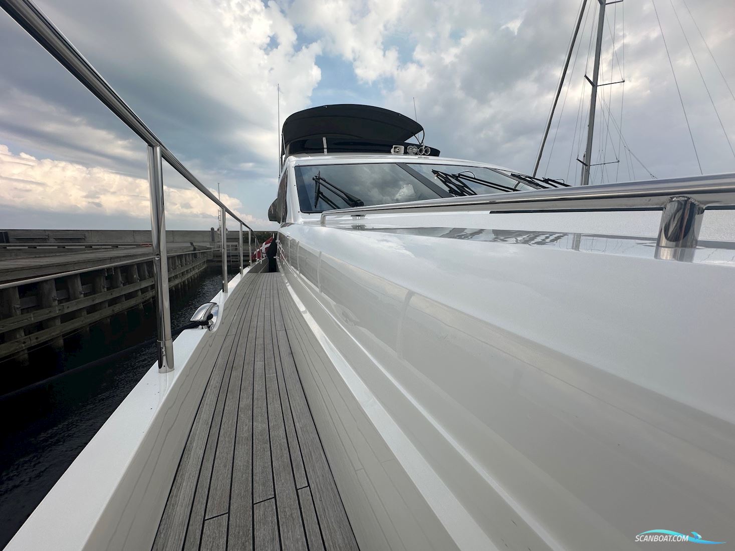 Princess 67 Flybridge - NY PRIS