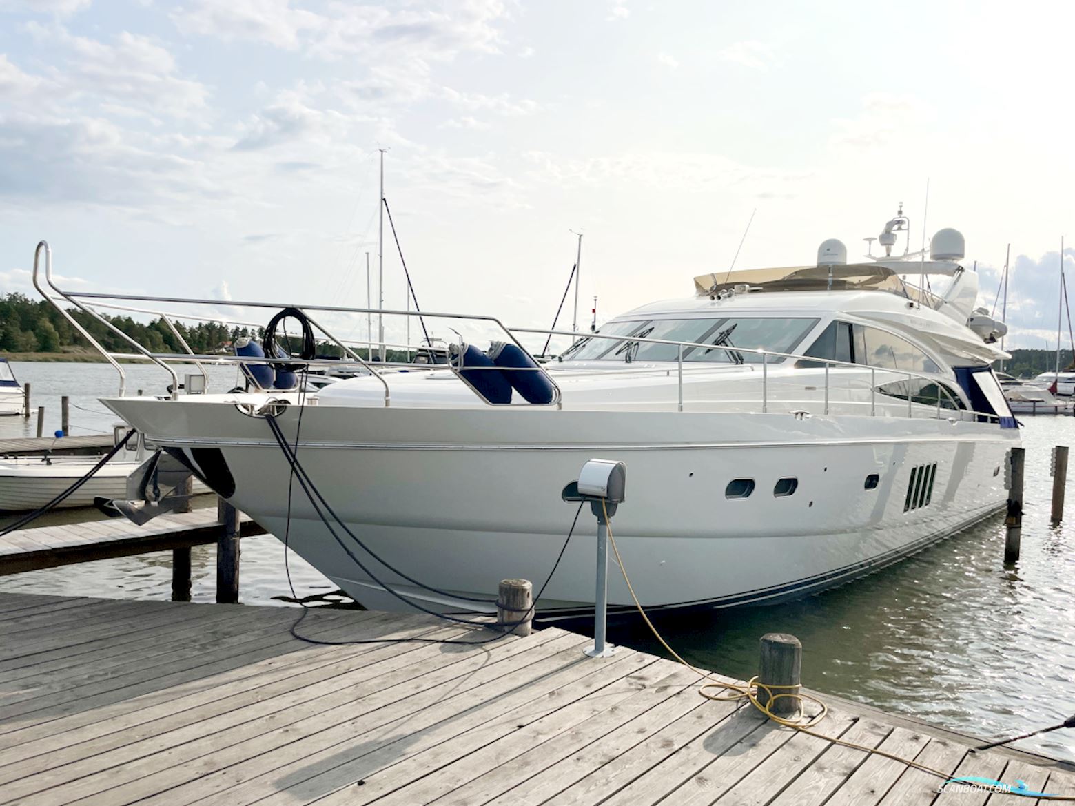 Princess 67 Flybridge 2x1200 Mtu Motorbåd 2008, med Mtu V8 M93 2000 motor, Sverige