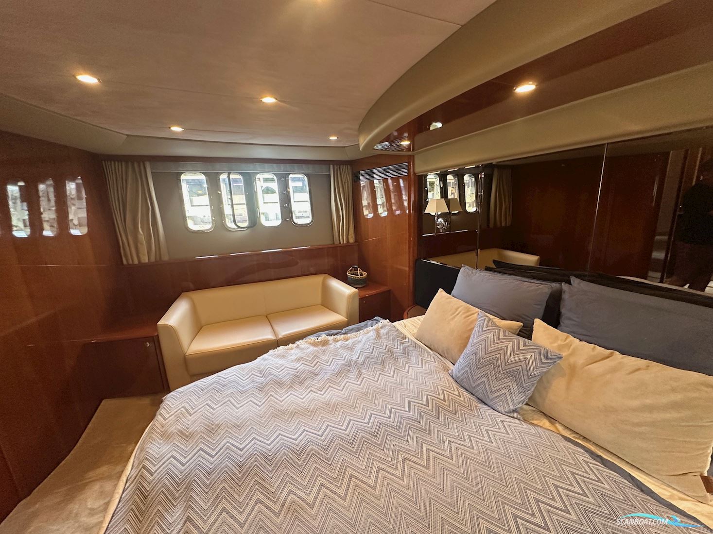 Princess 67 Flybridge