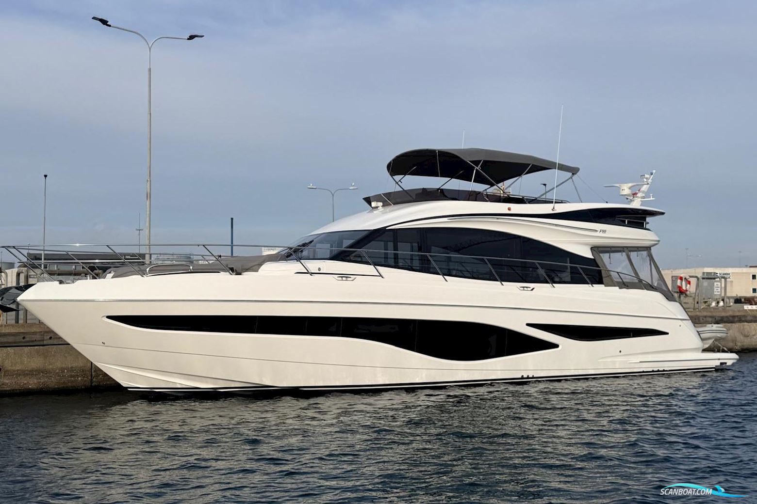 Princess F65 Motorbåd 2024, Sverige