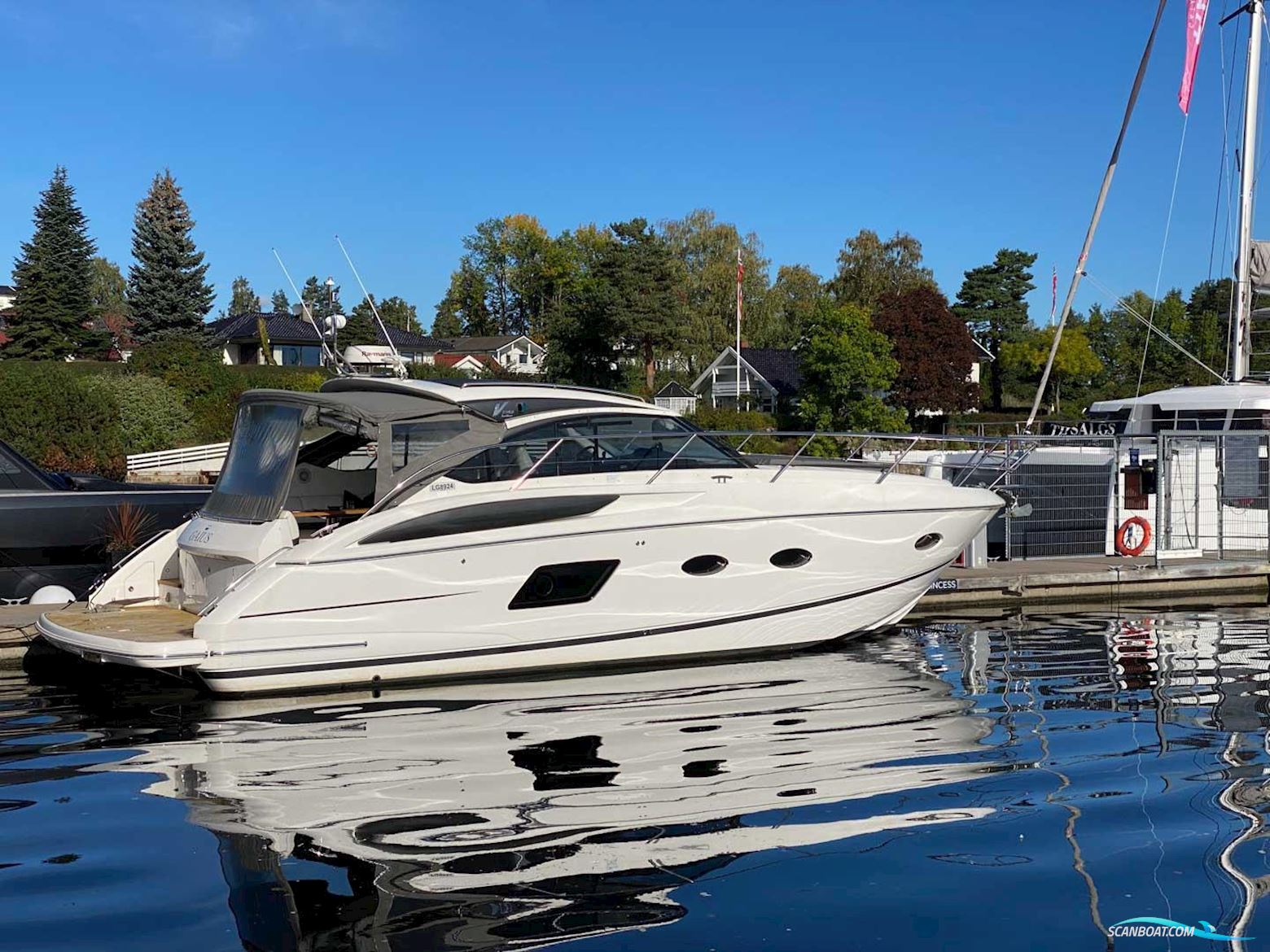 Princess V39 Motorbåd 2015, Norge