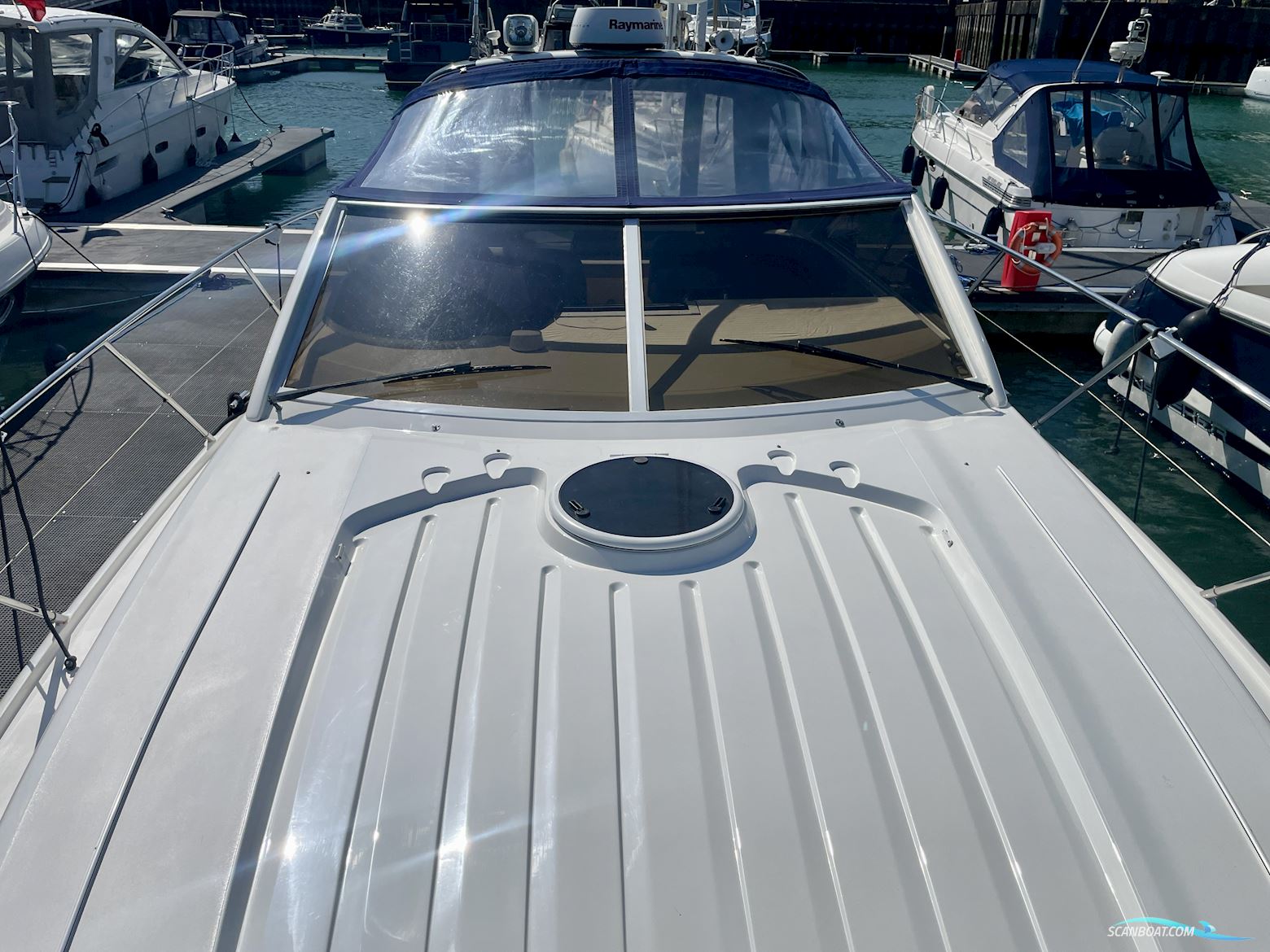 PRINCESS V40