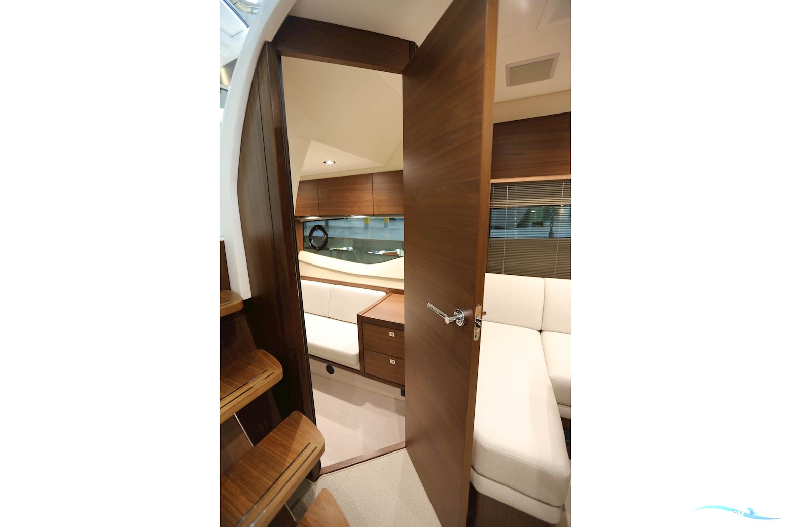 Princess V40
