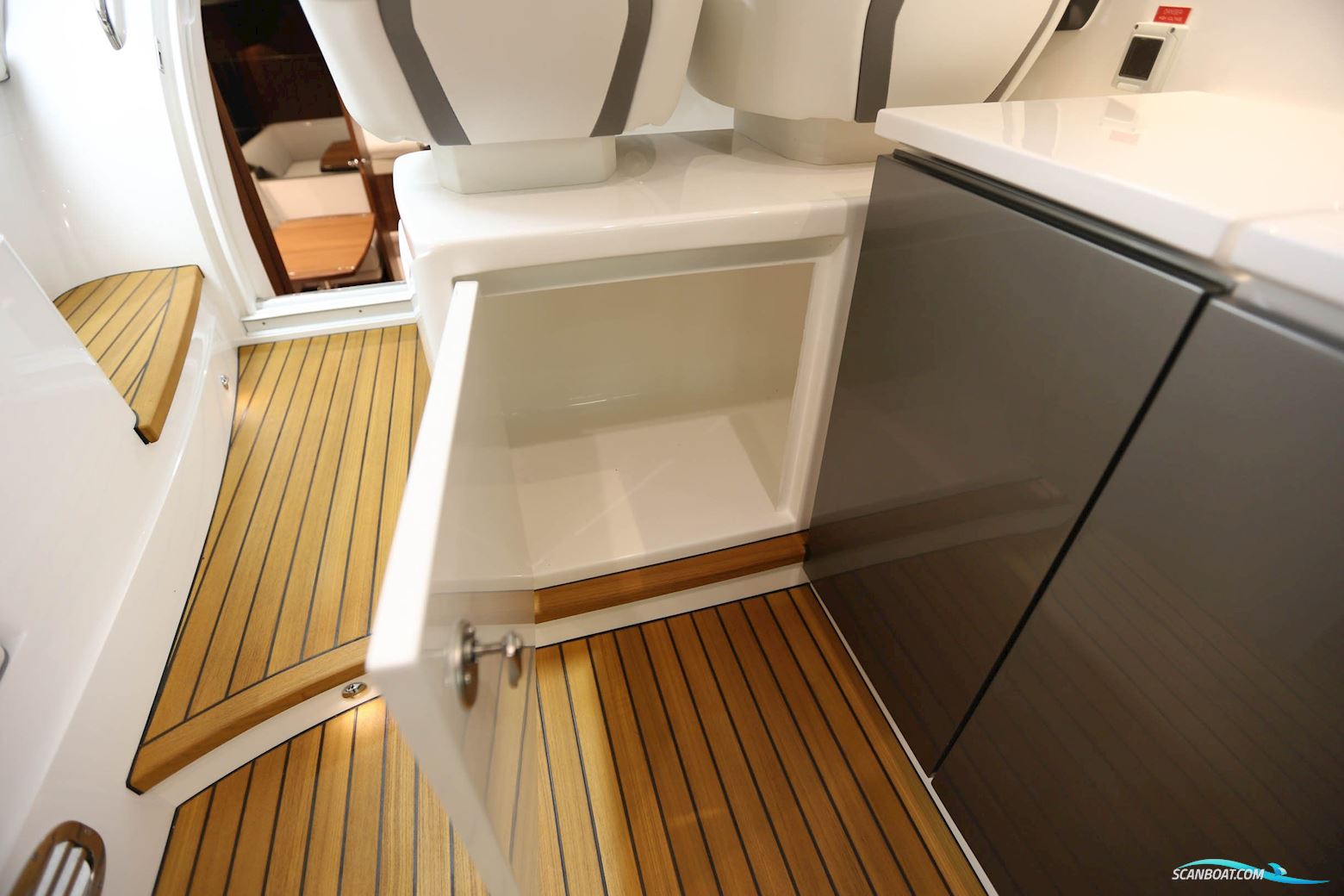 Princess V40