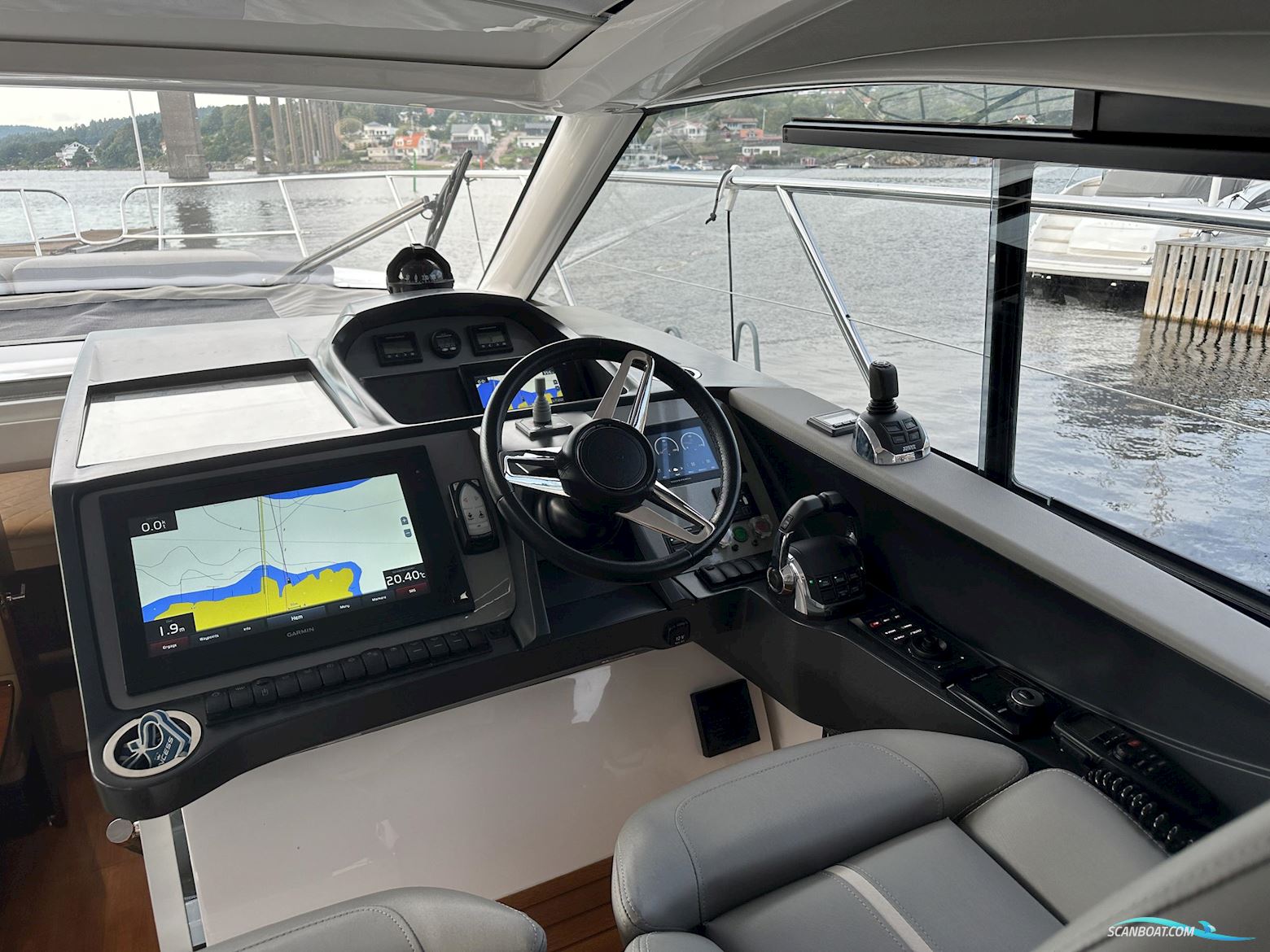 PRINCESS V40
