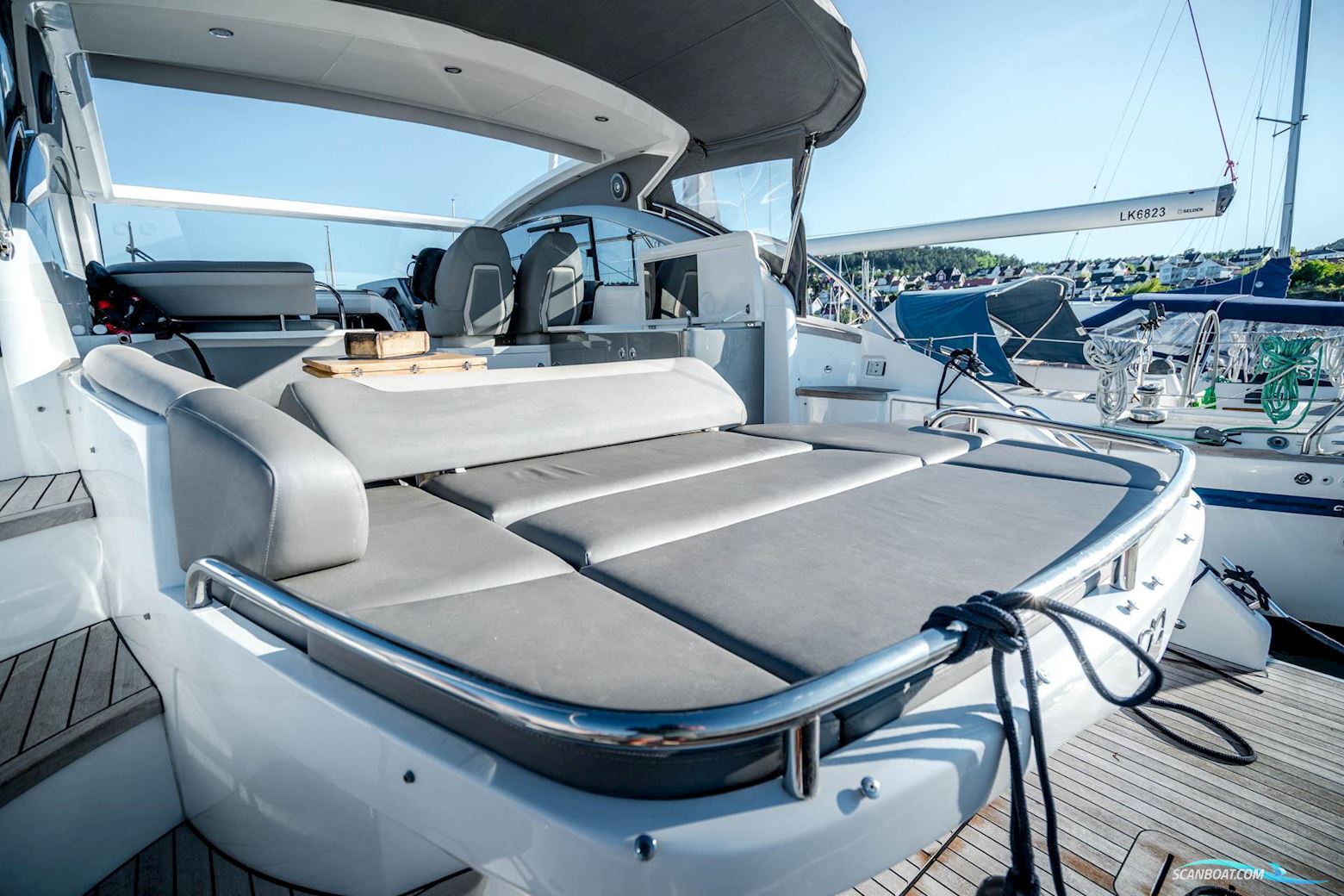 PRINCESS V40